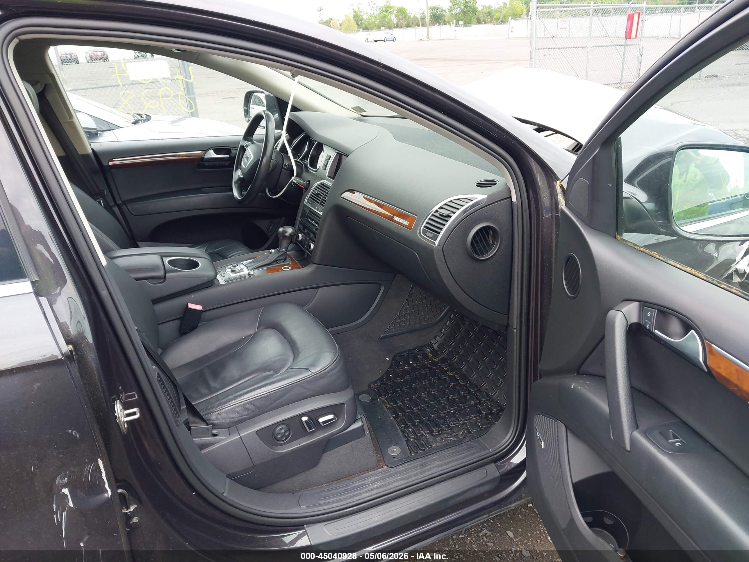 AUDI Q7 image 5