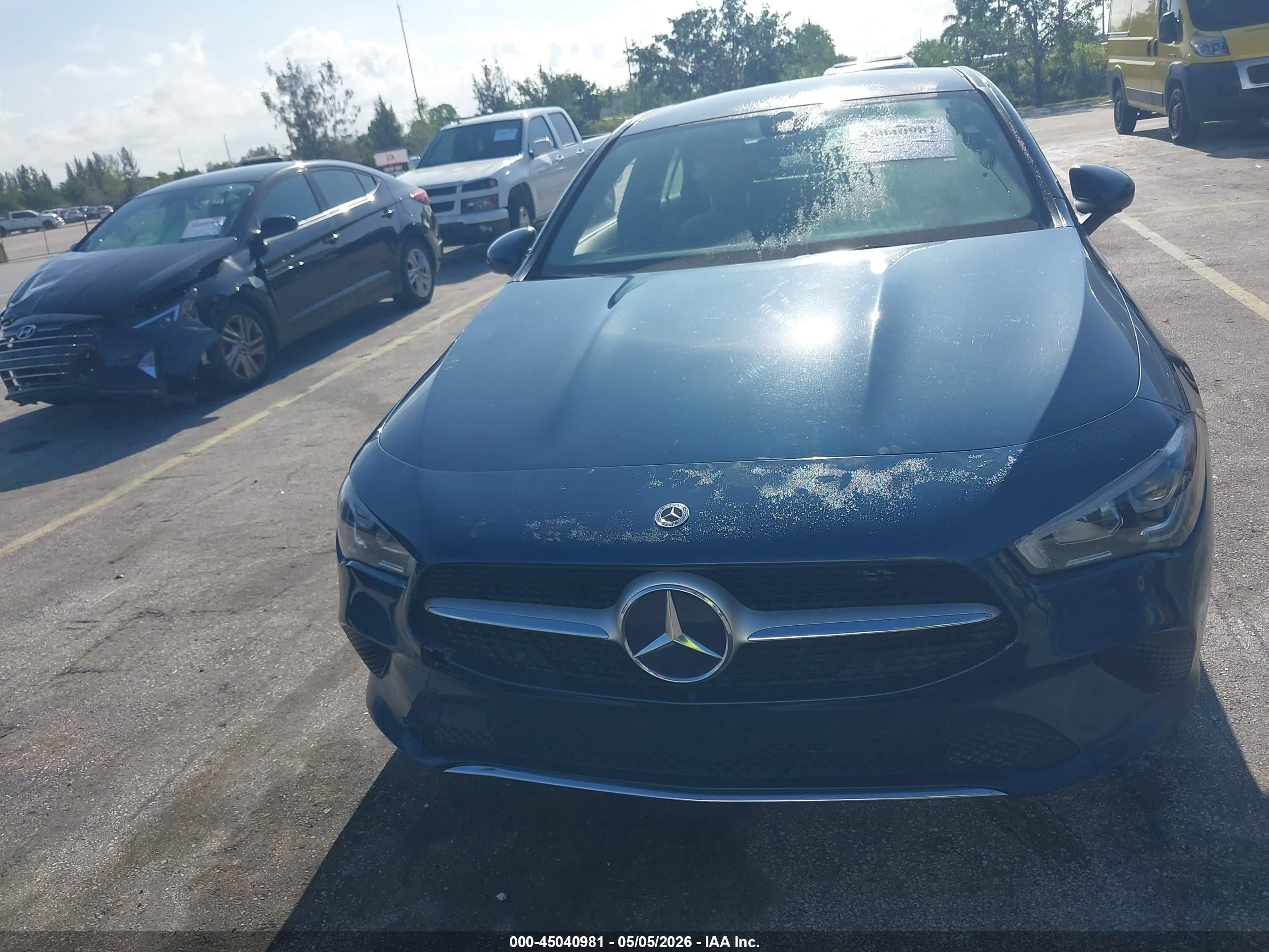 MERCEDES-BENZ CLA image 6