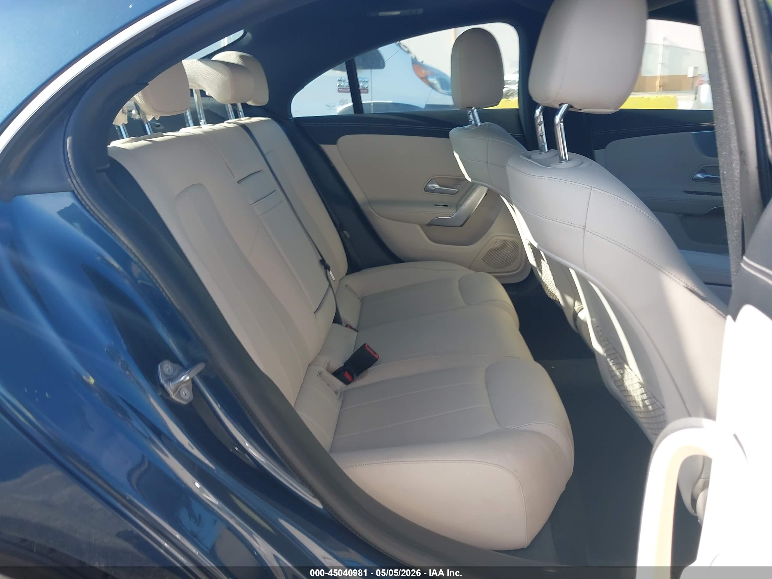 MERCEDES-BENZ CLA image 8