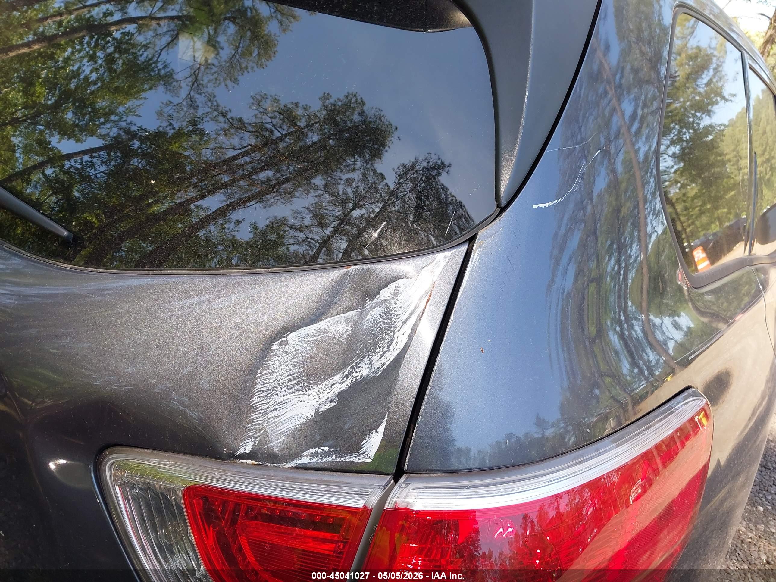 NISSAN PATHFINDER image 6
