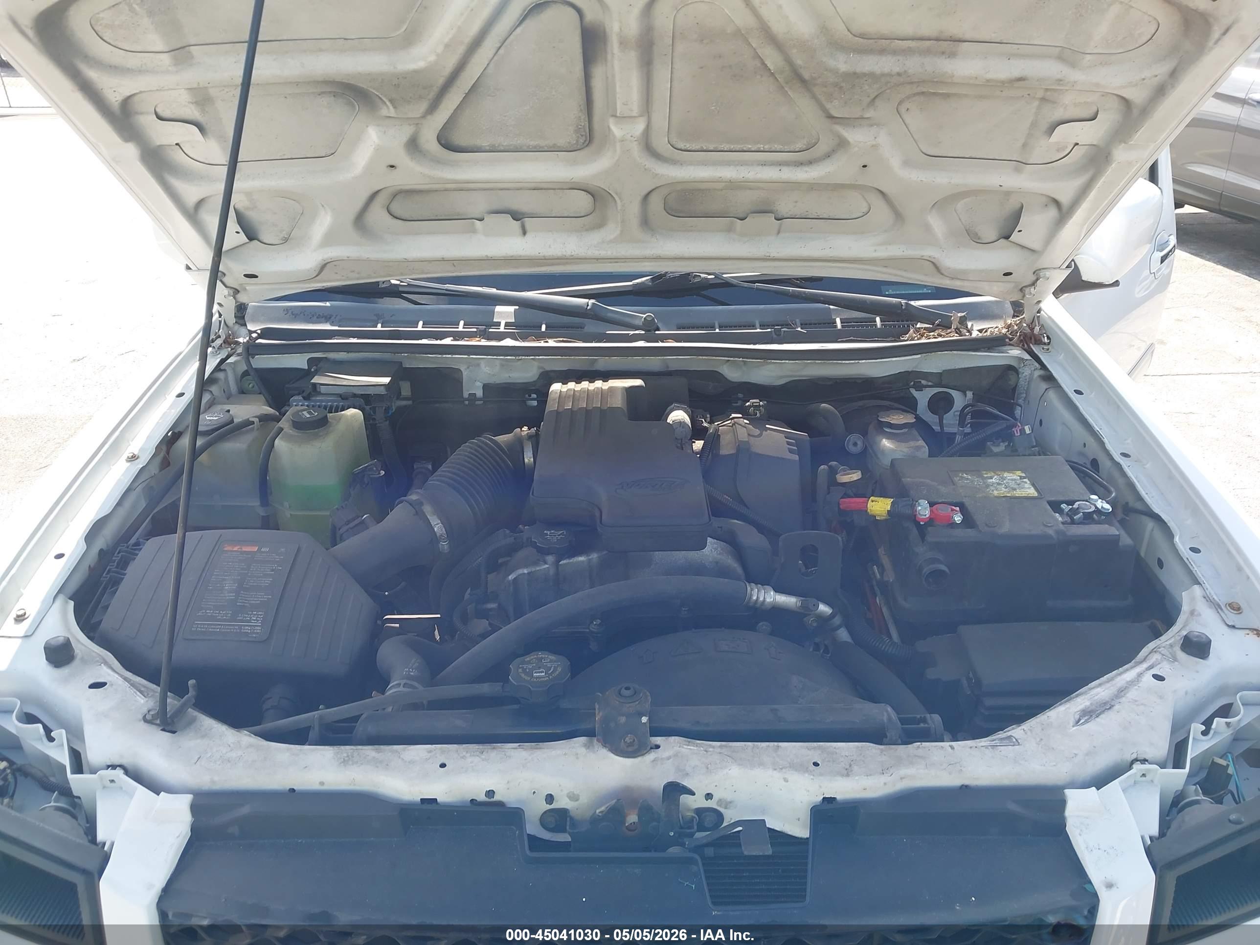 CHEVROLET COLORADO image 10