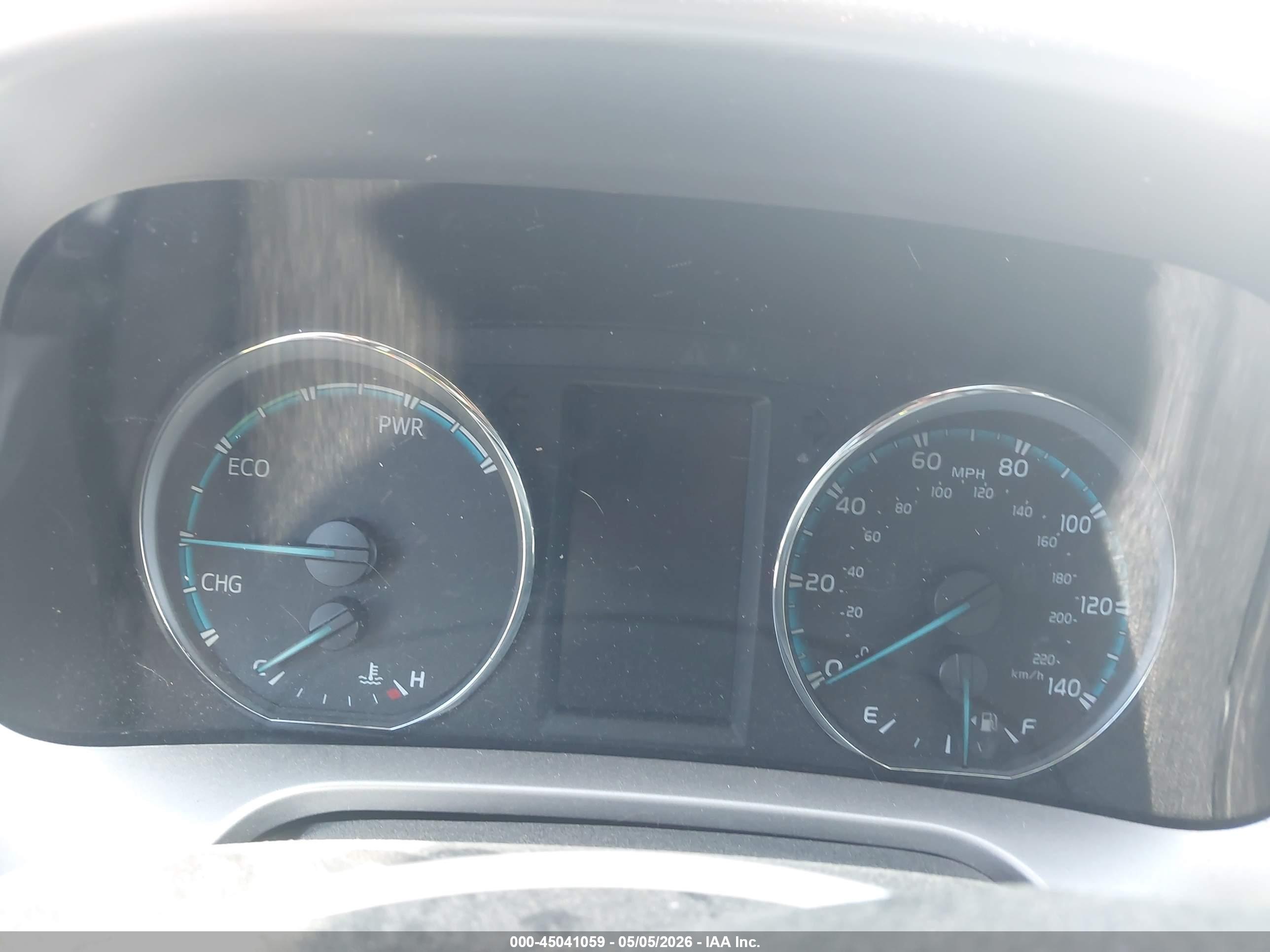 TOYOTA RAV4 image 7