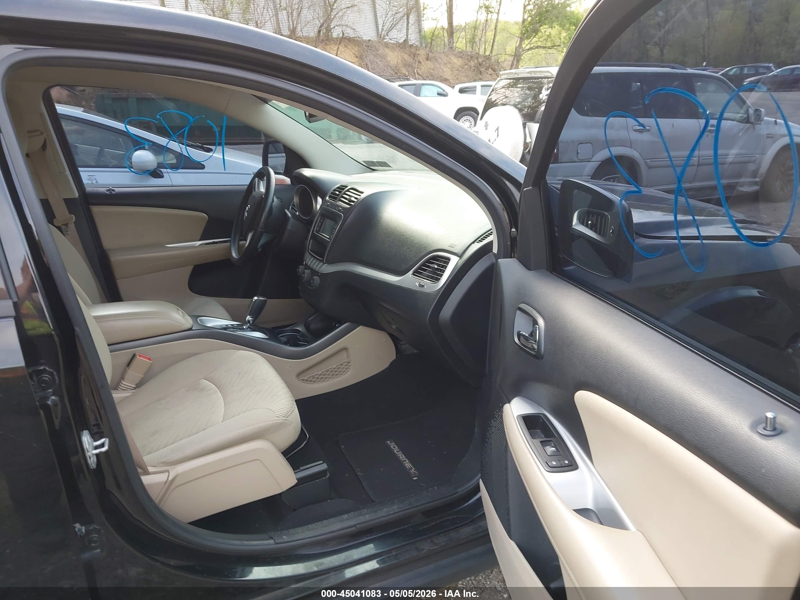 DODGE JOURNEY image 5