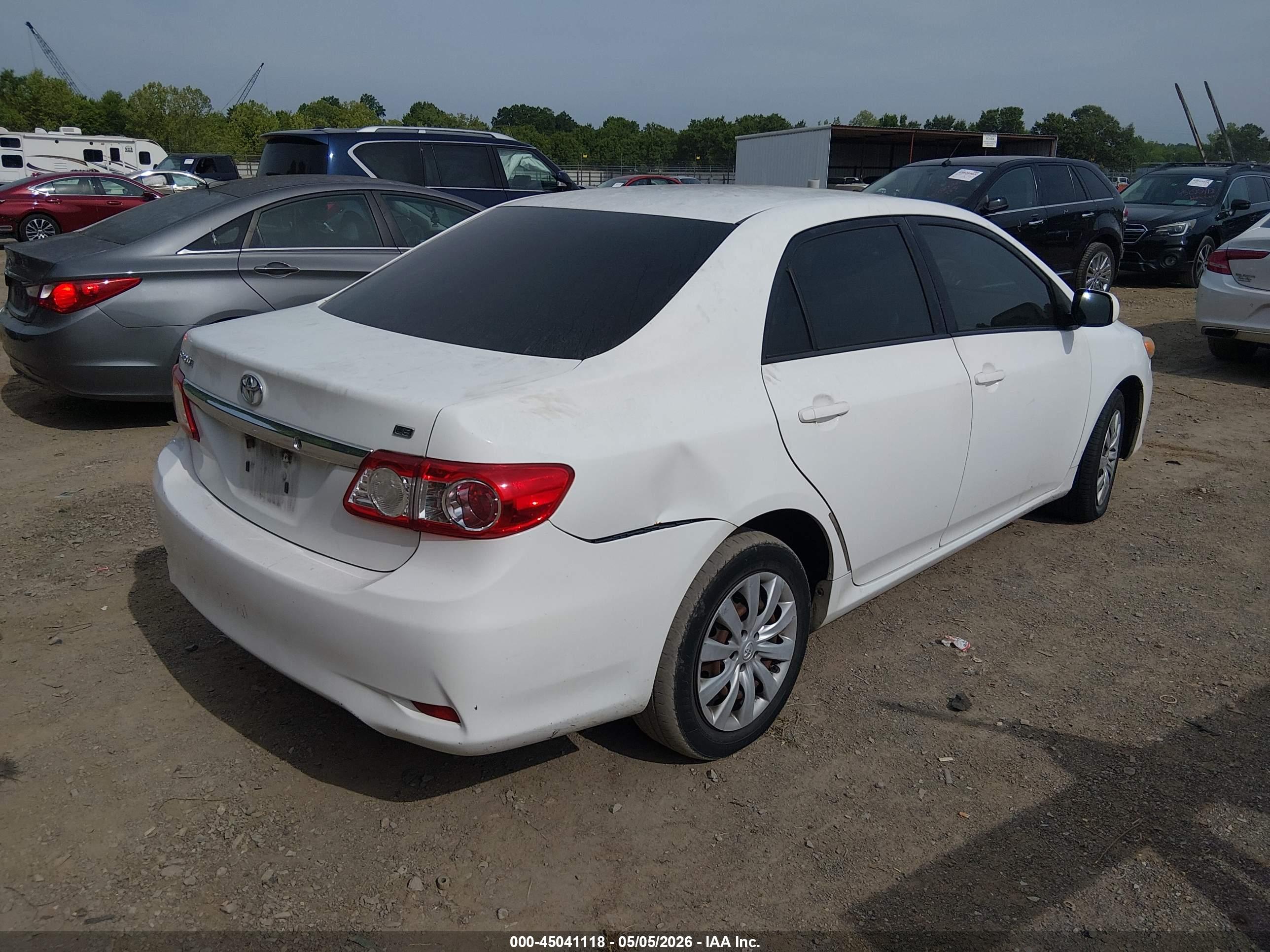TOYOTA COROLLA image 4