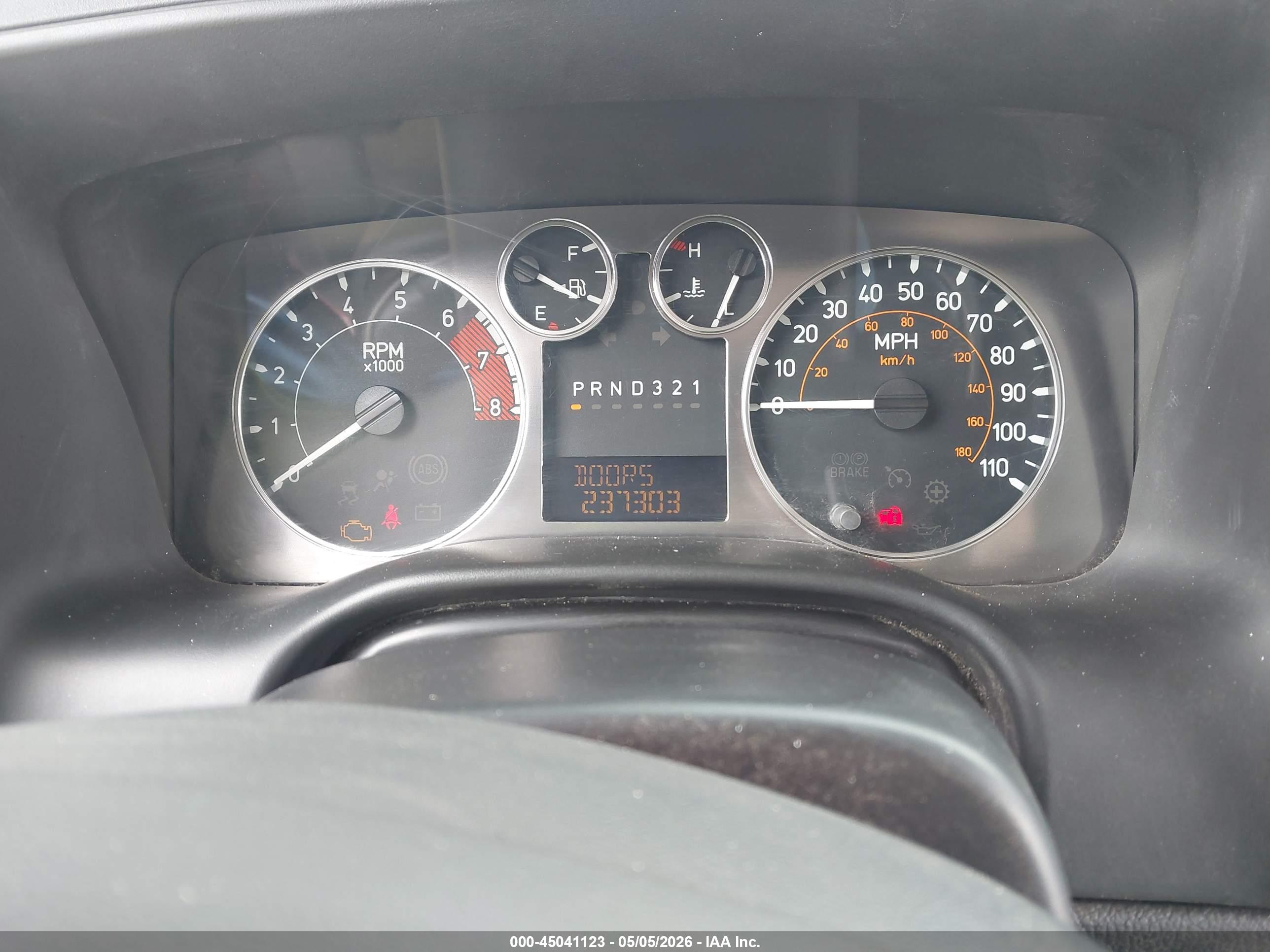 HUMMER H3 image 7