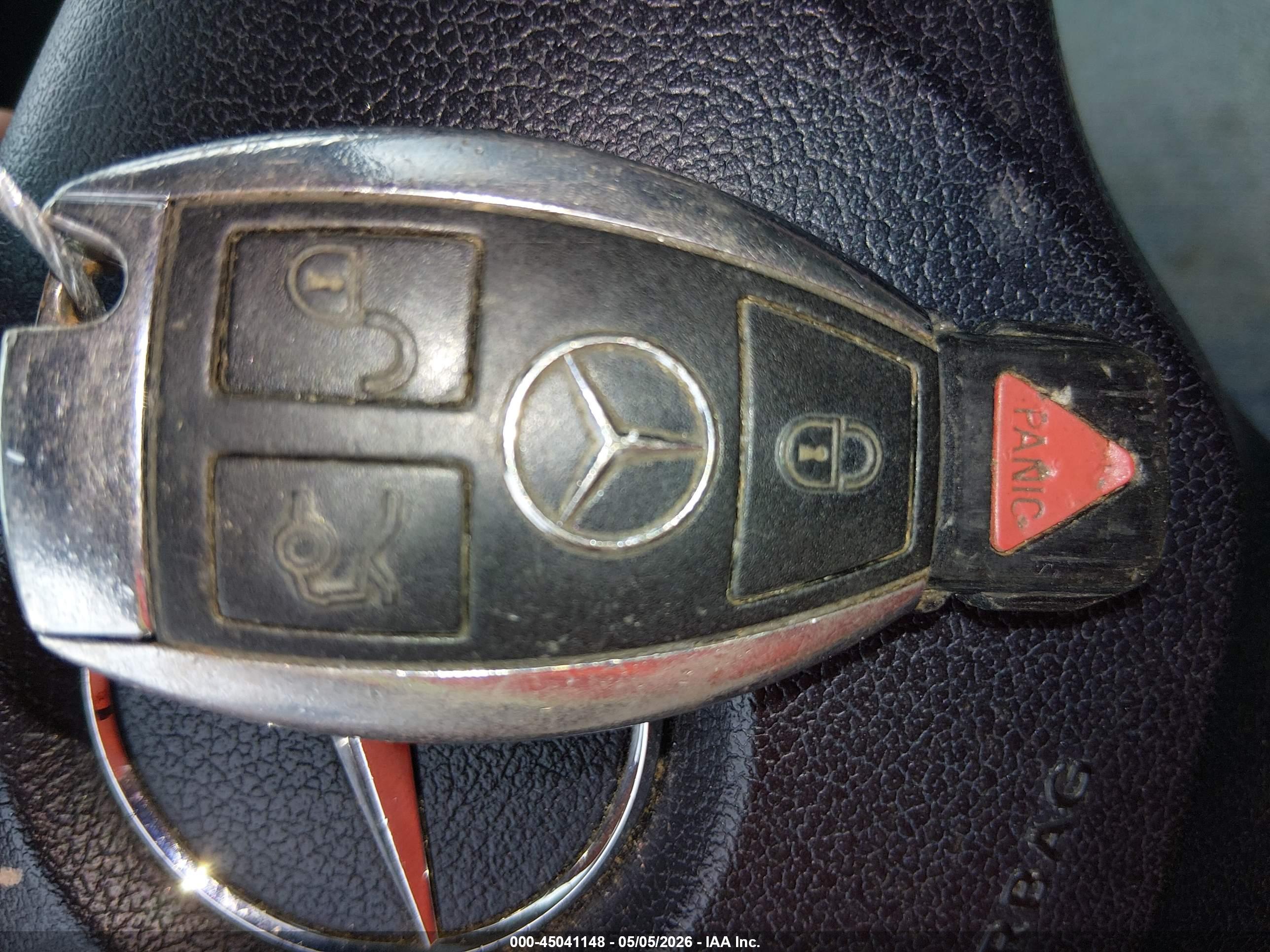 MERCEDES-BENZ GLK image 11