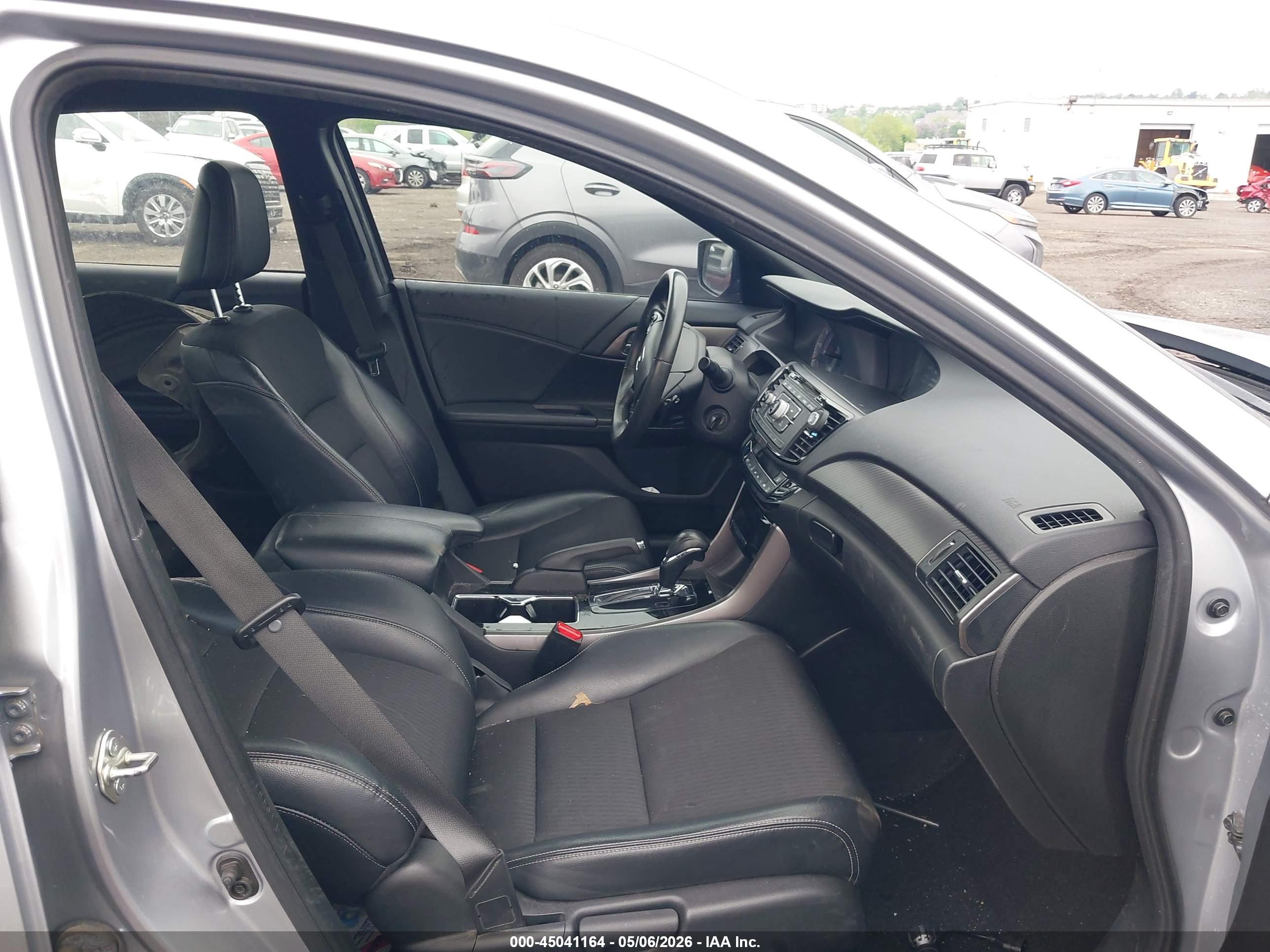 HONDA ACCORD image 5