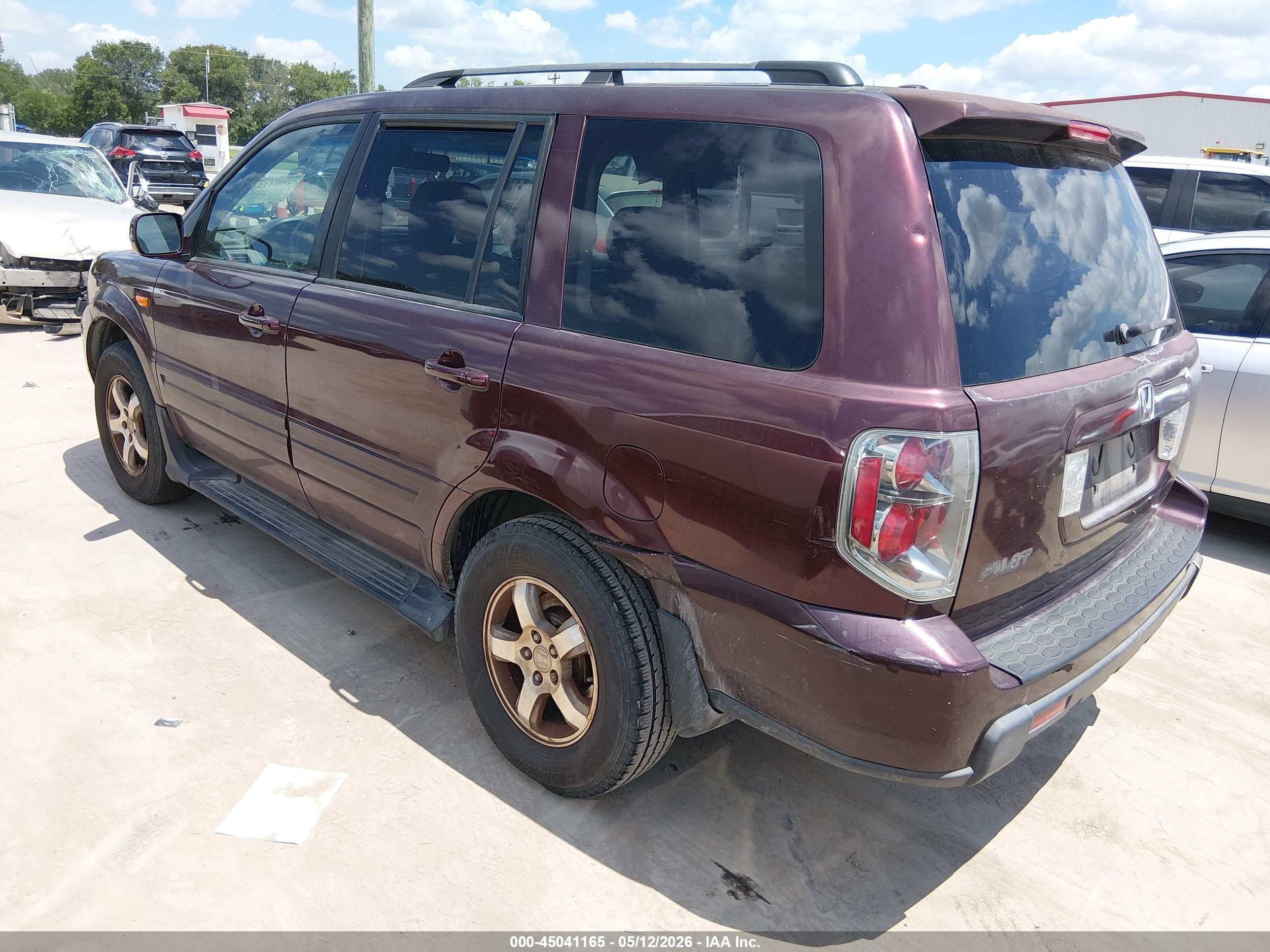 HONDA PILOT image 3