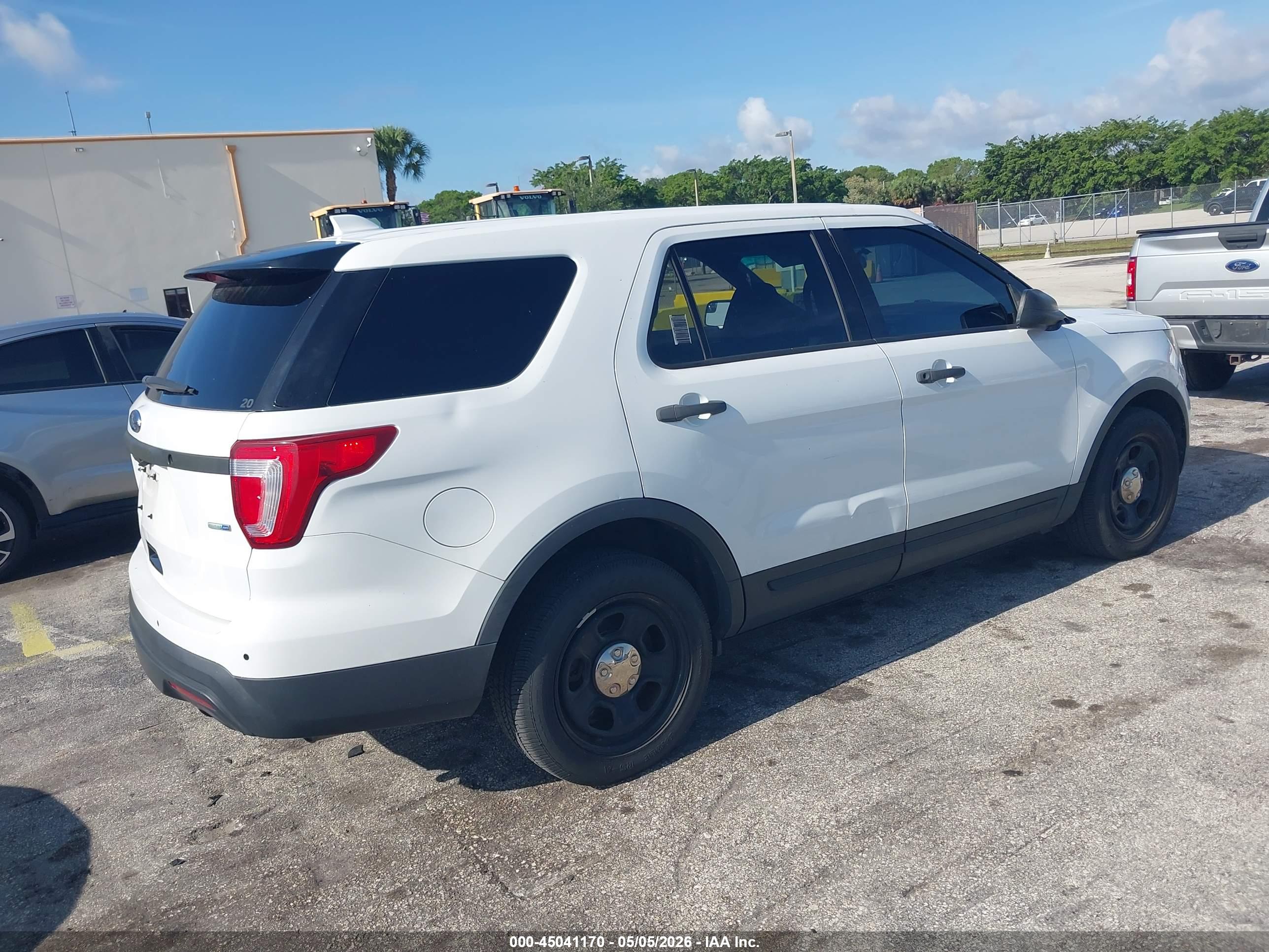 FORD UTILITY image 4