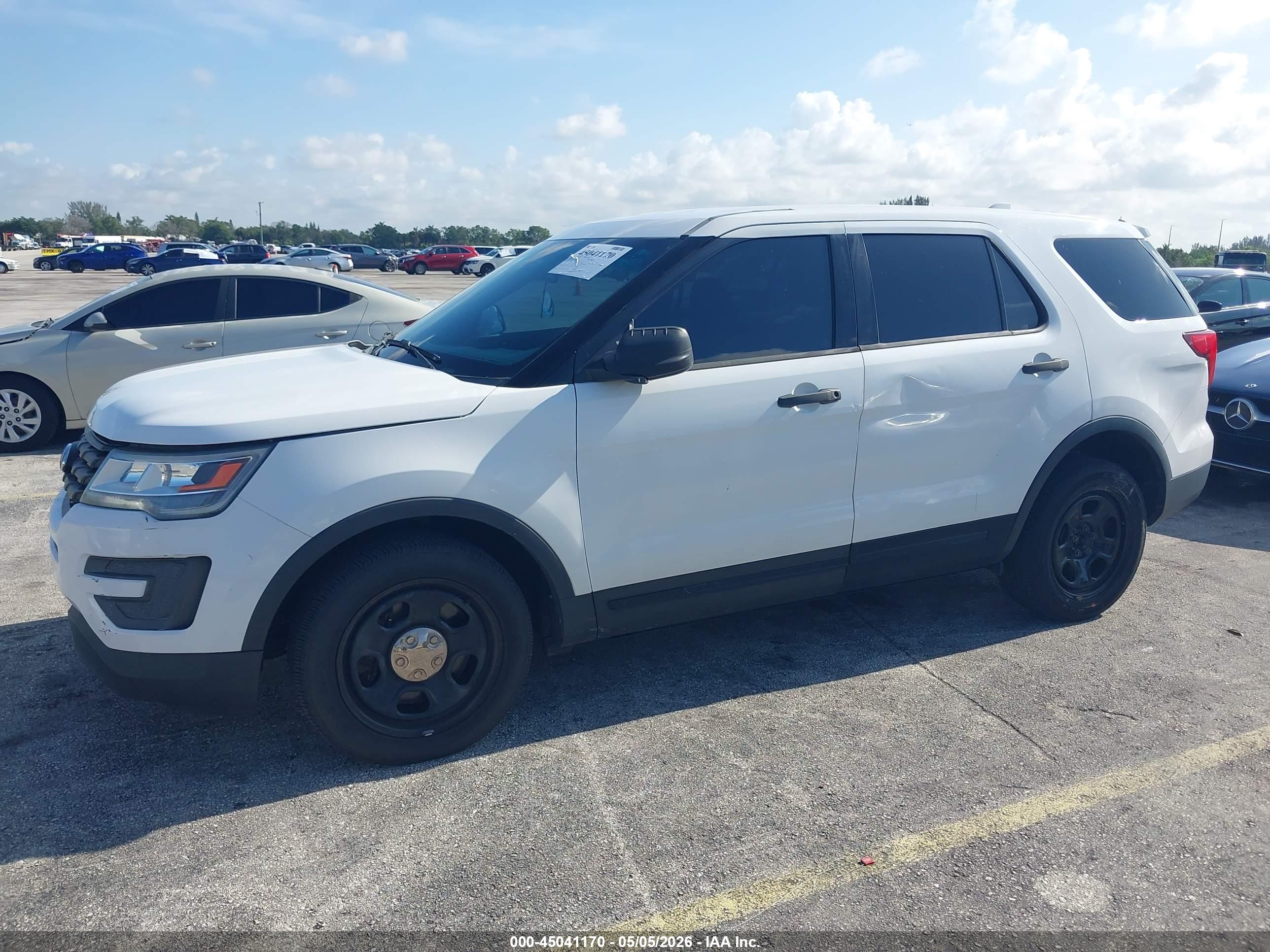 FORD UTILITY image 6