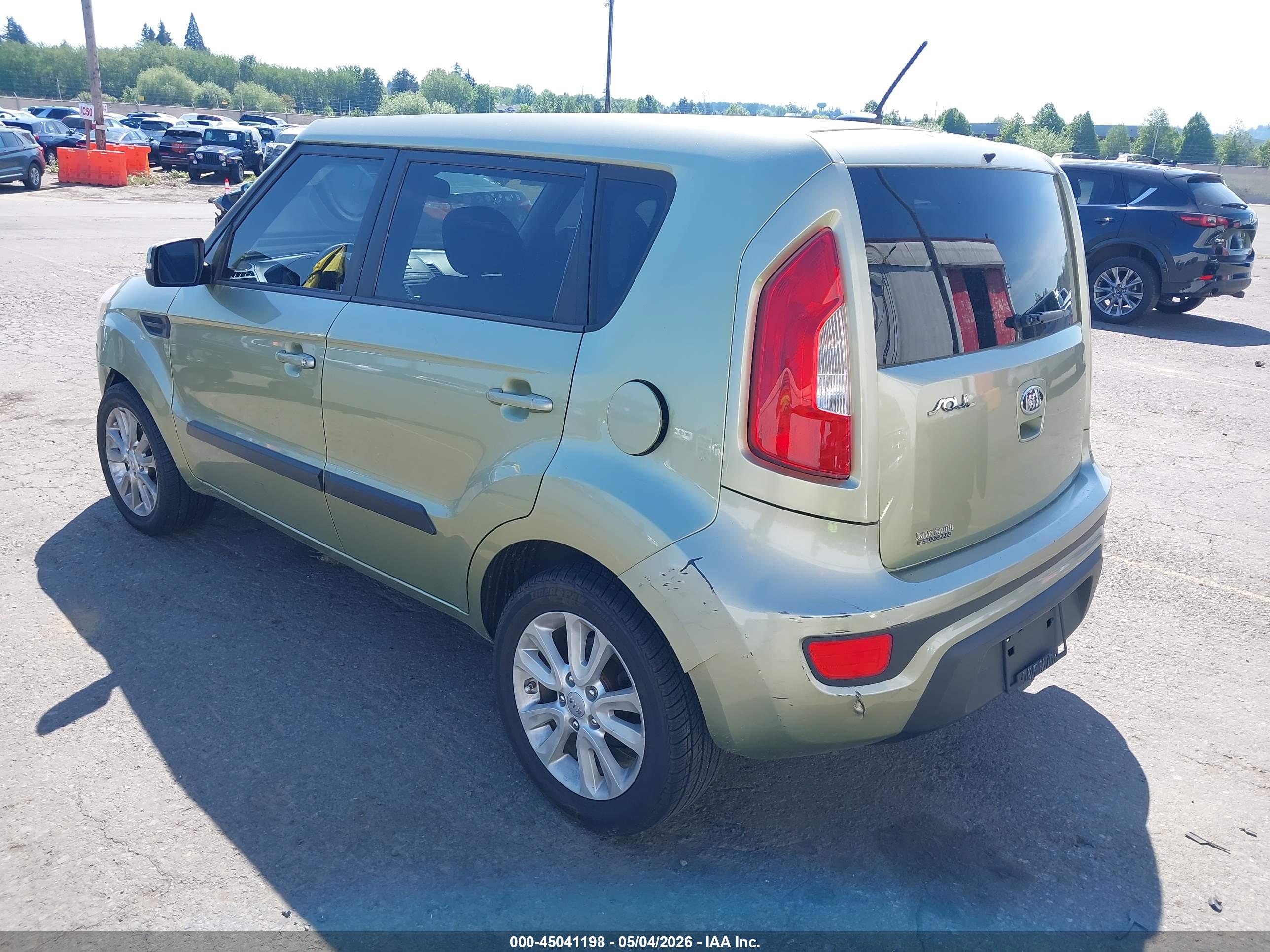 KIA SOUL image 3