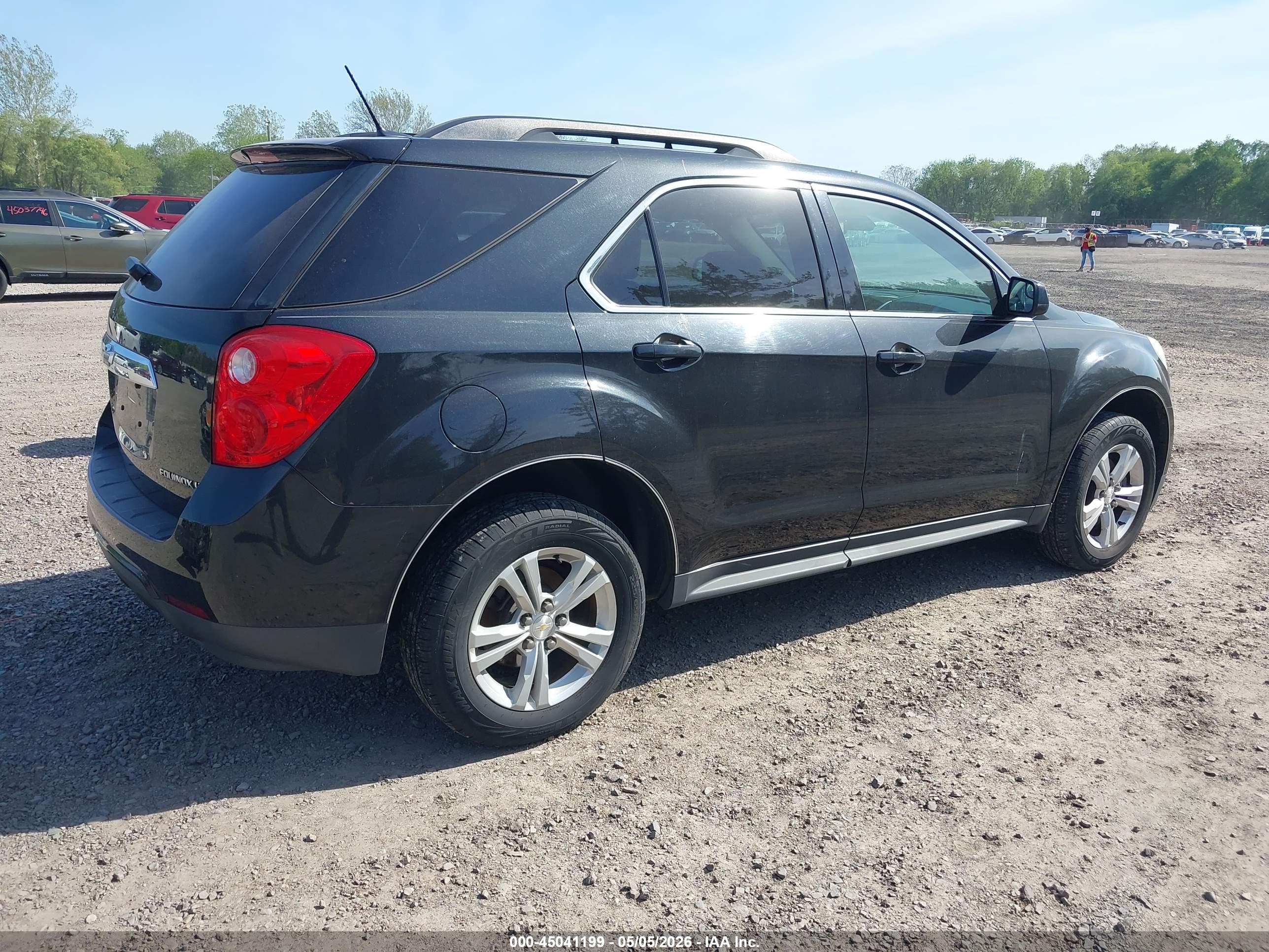 CHEVROLET EQUINOX image 4