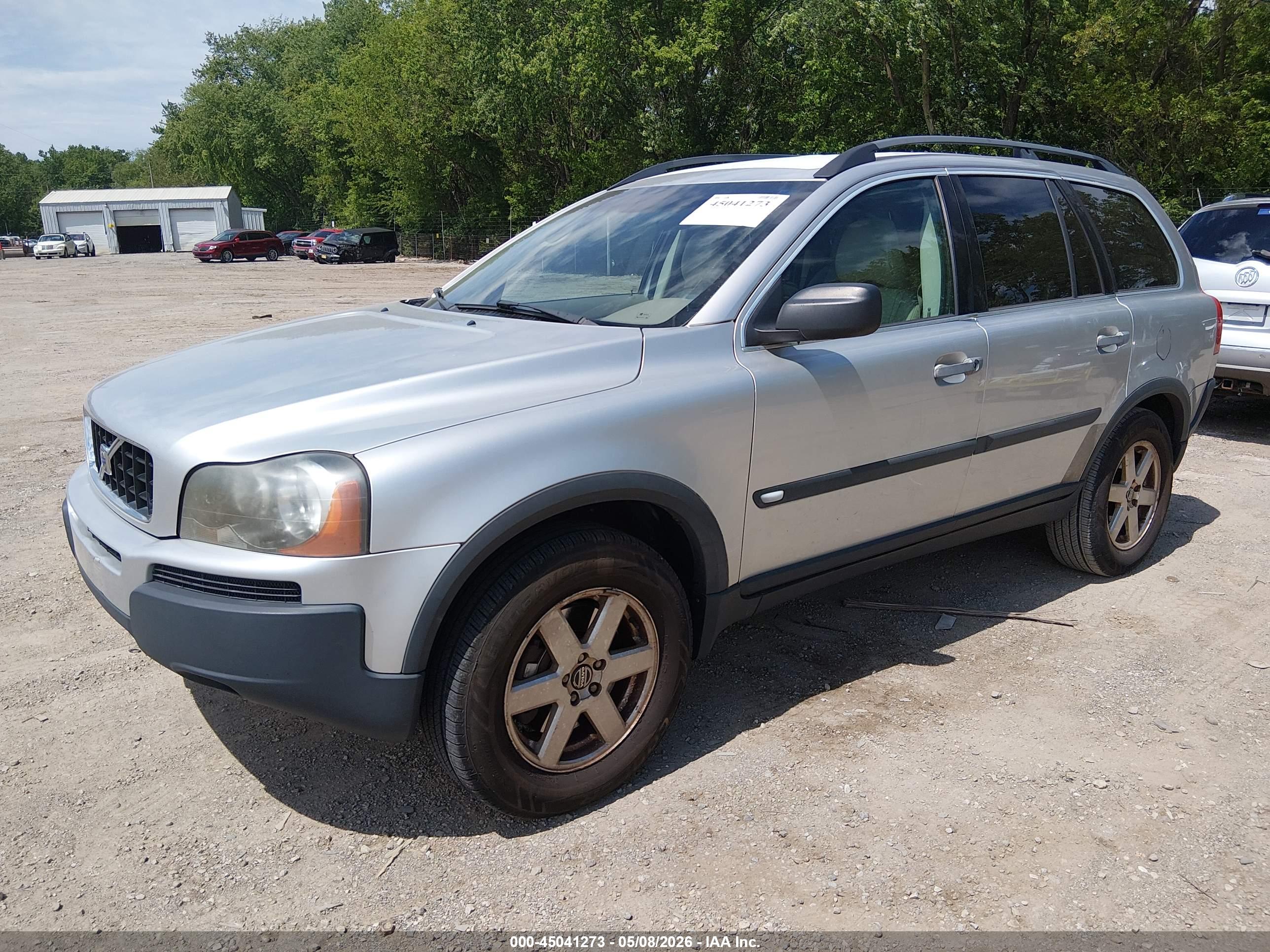 VOLVO XC90 image 2