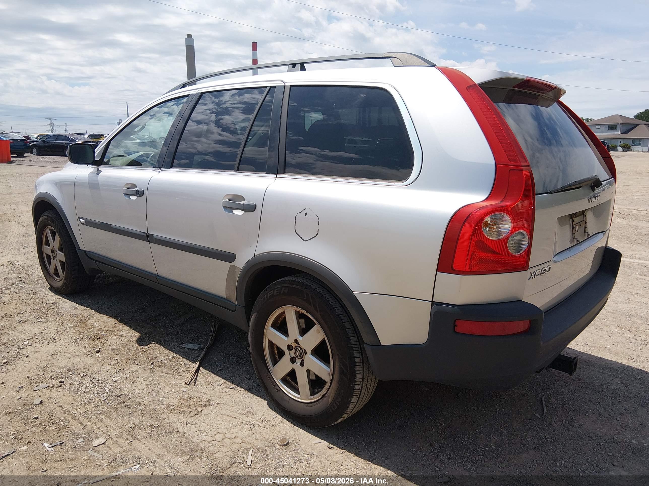 VOLVO XC90 image 3
