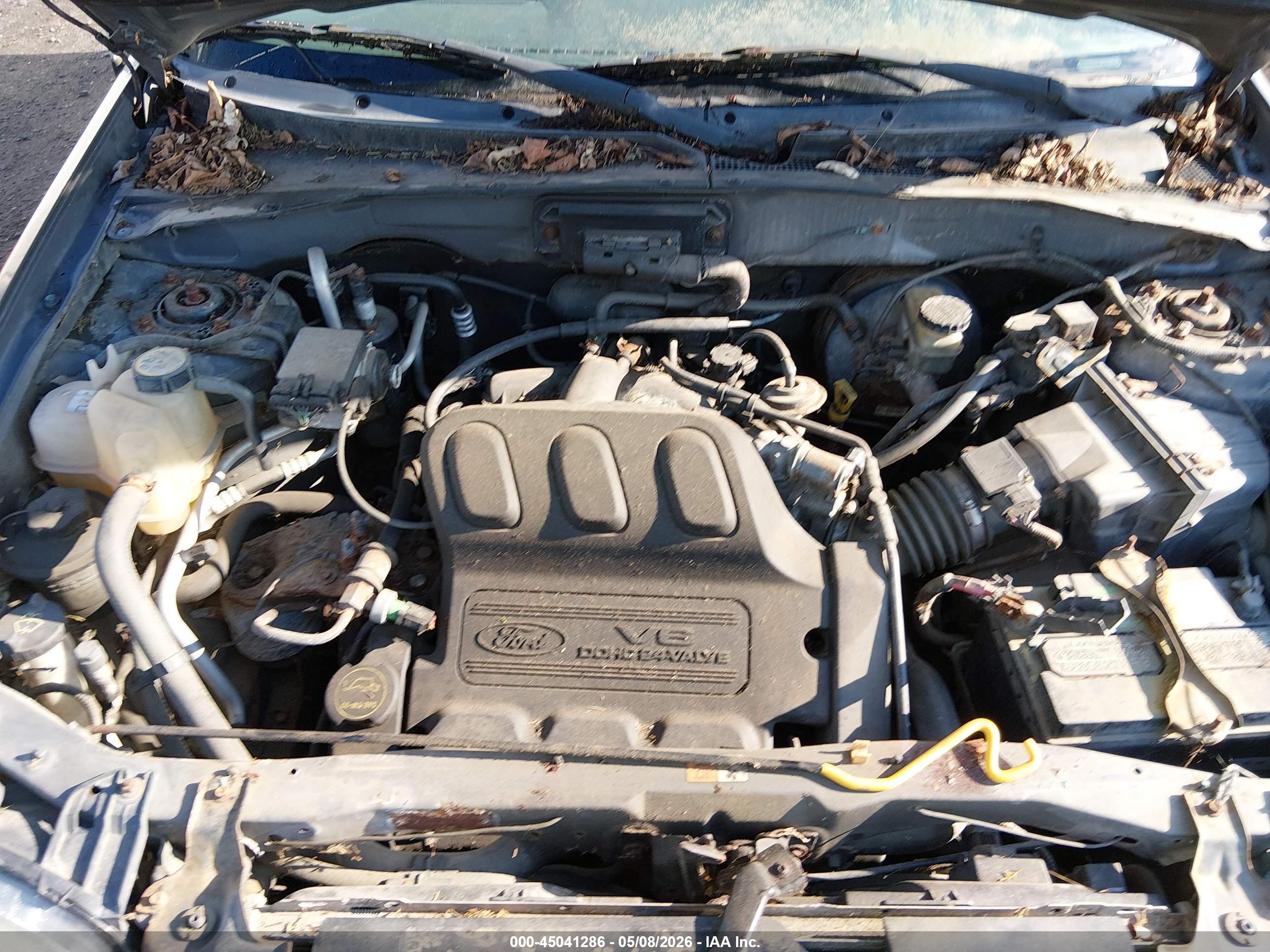 FORD ESCAPE image 10