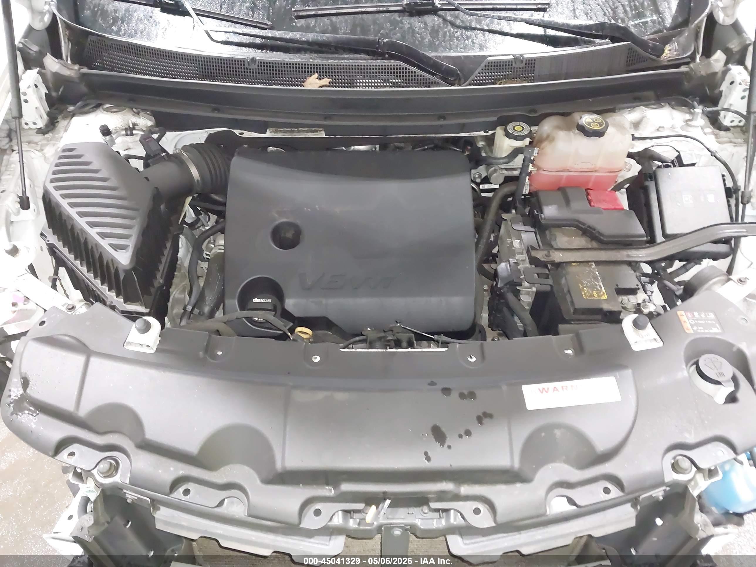 CHEVROLET TRAVERSE image 10