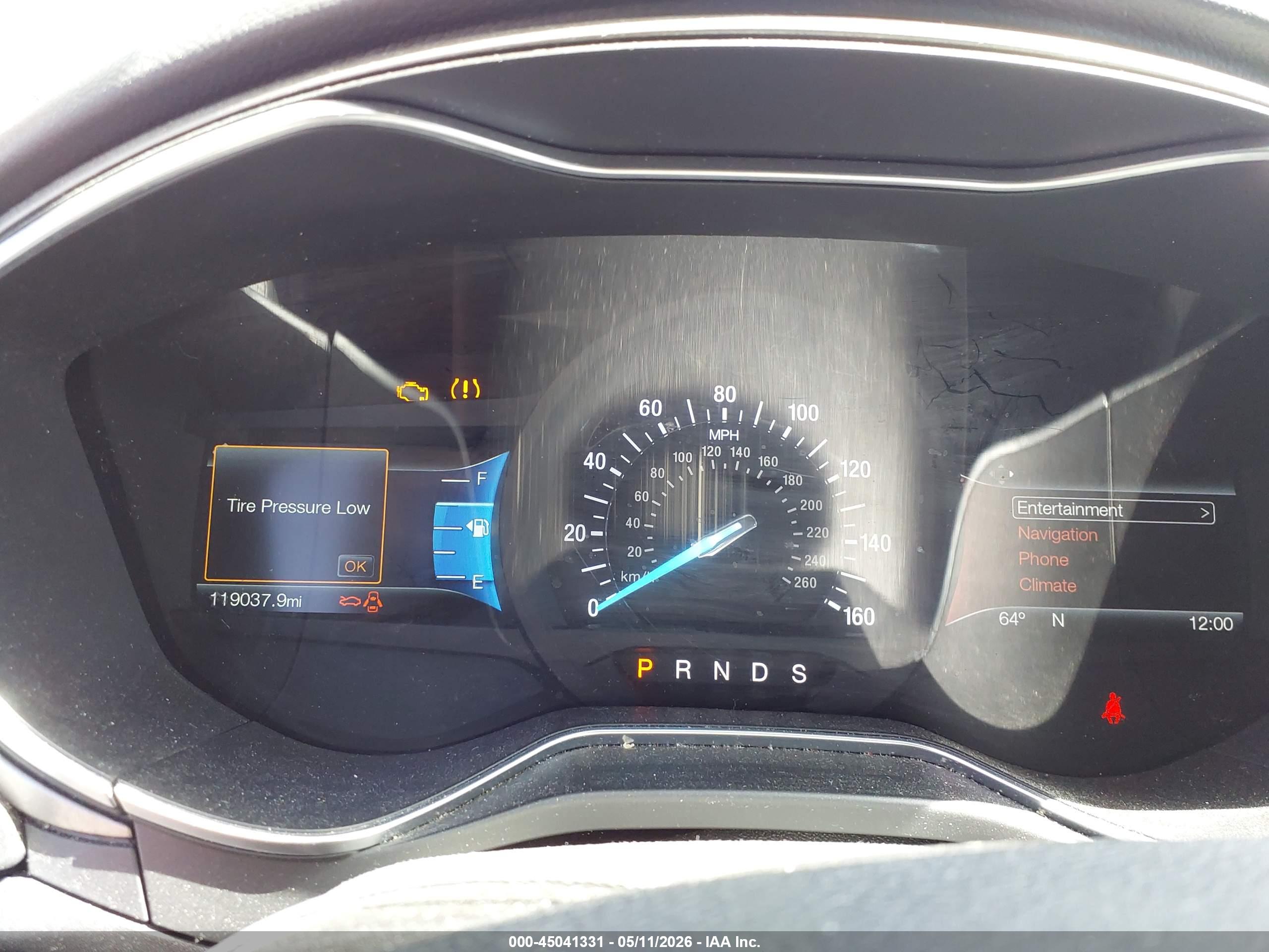 FORD FUSION image 7