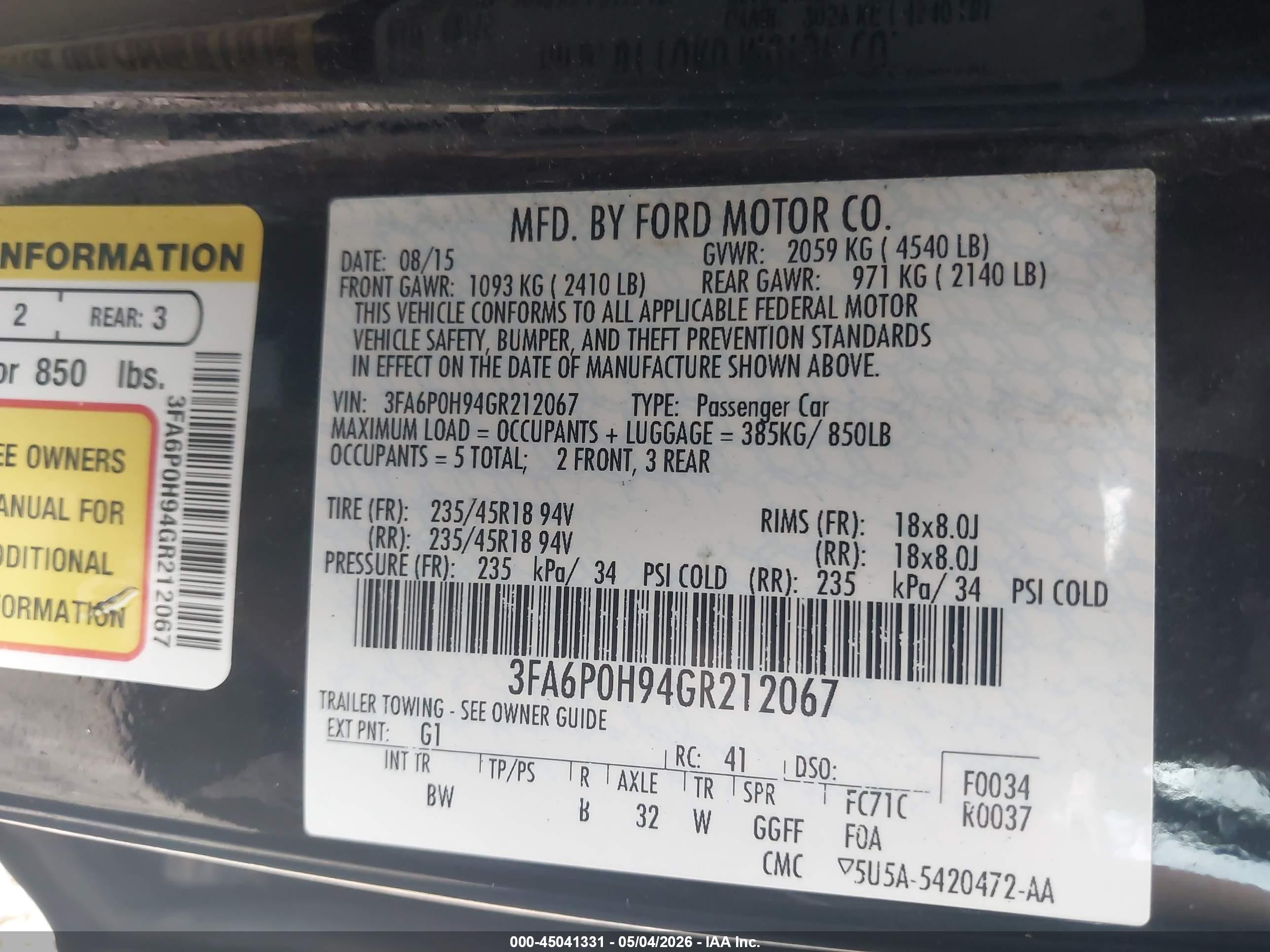 FORD FUSION image 9