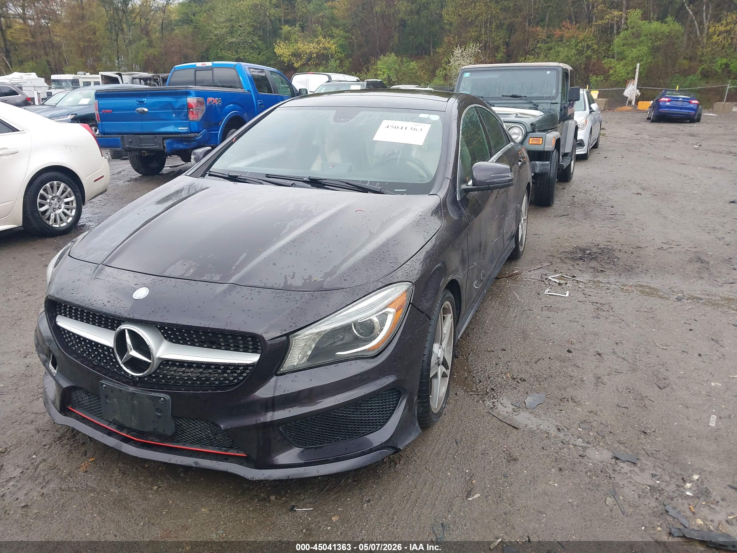 MERCEDES-BENZ CLA image 2
