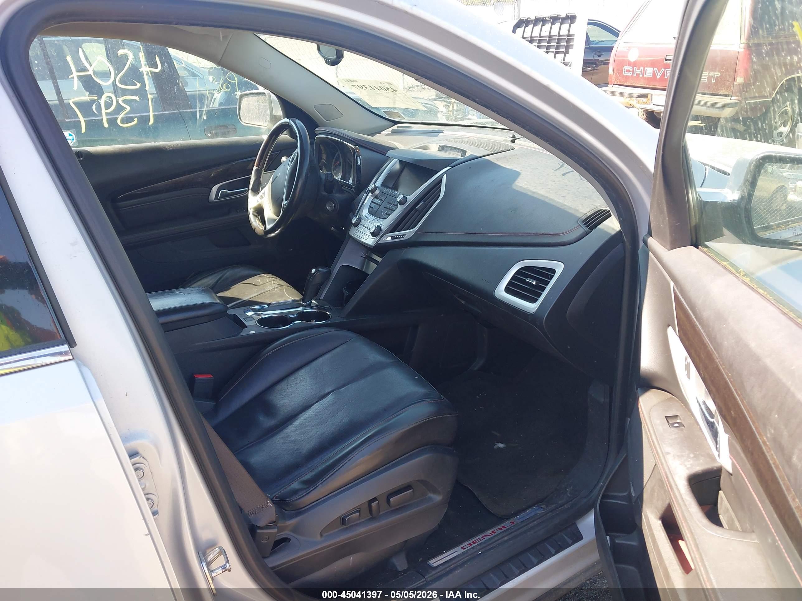 GMC TERRAIN image 5