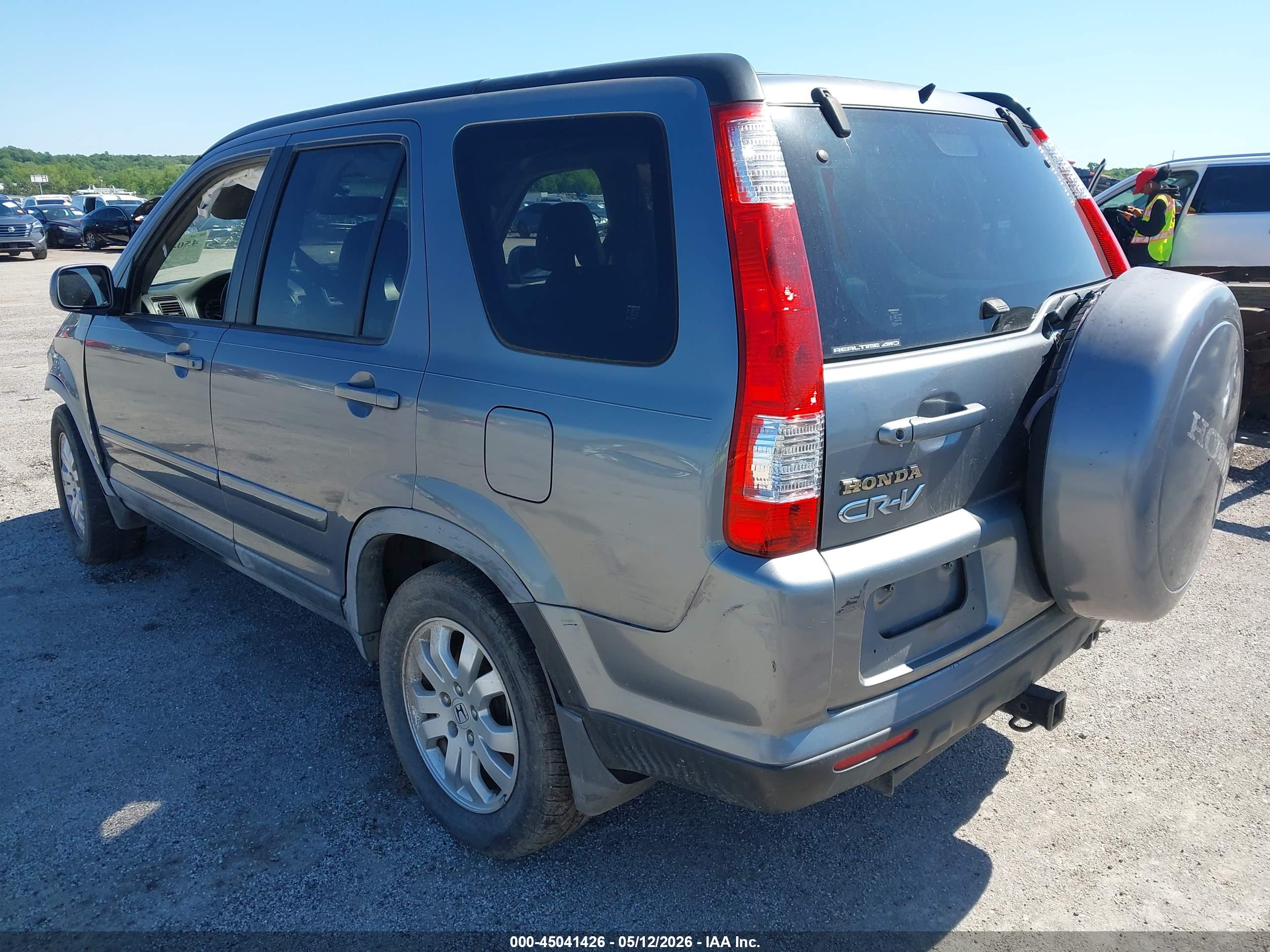 HONDA CR-V image 3