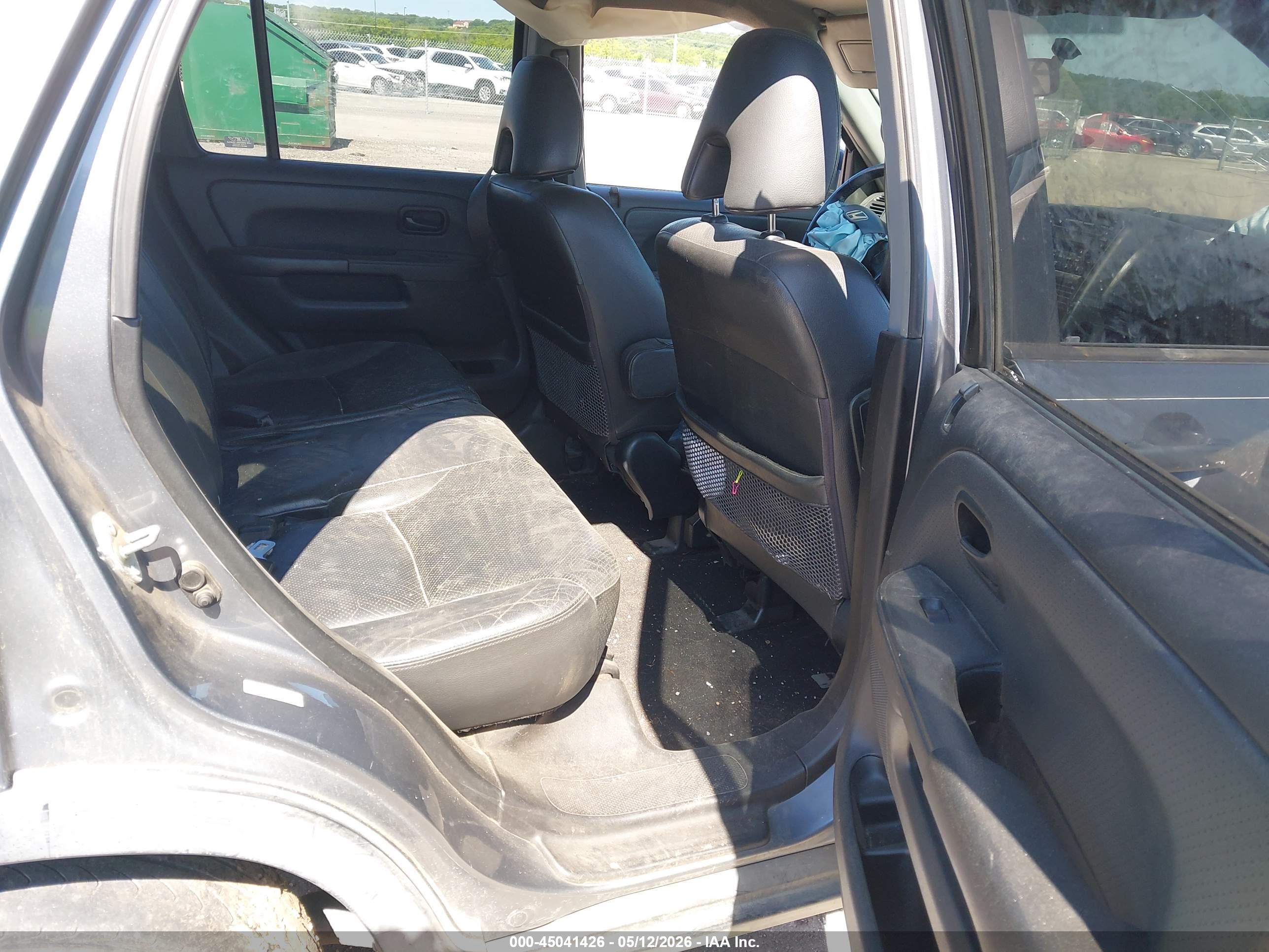 HONDA CR-V image 8