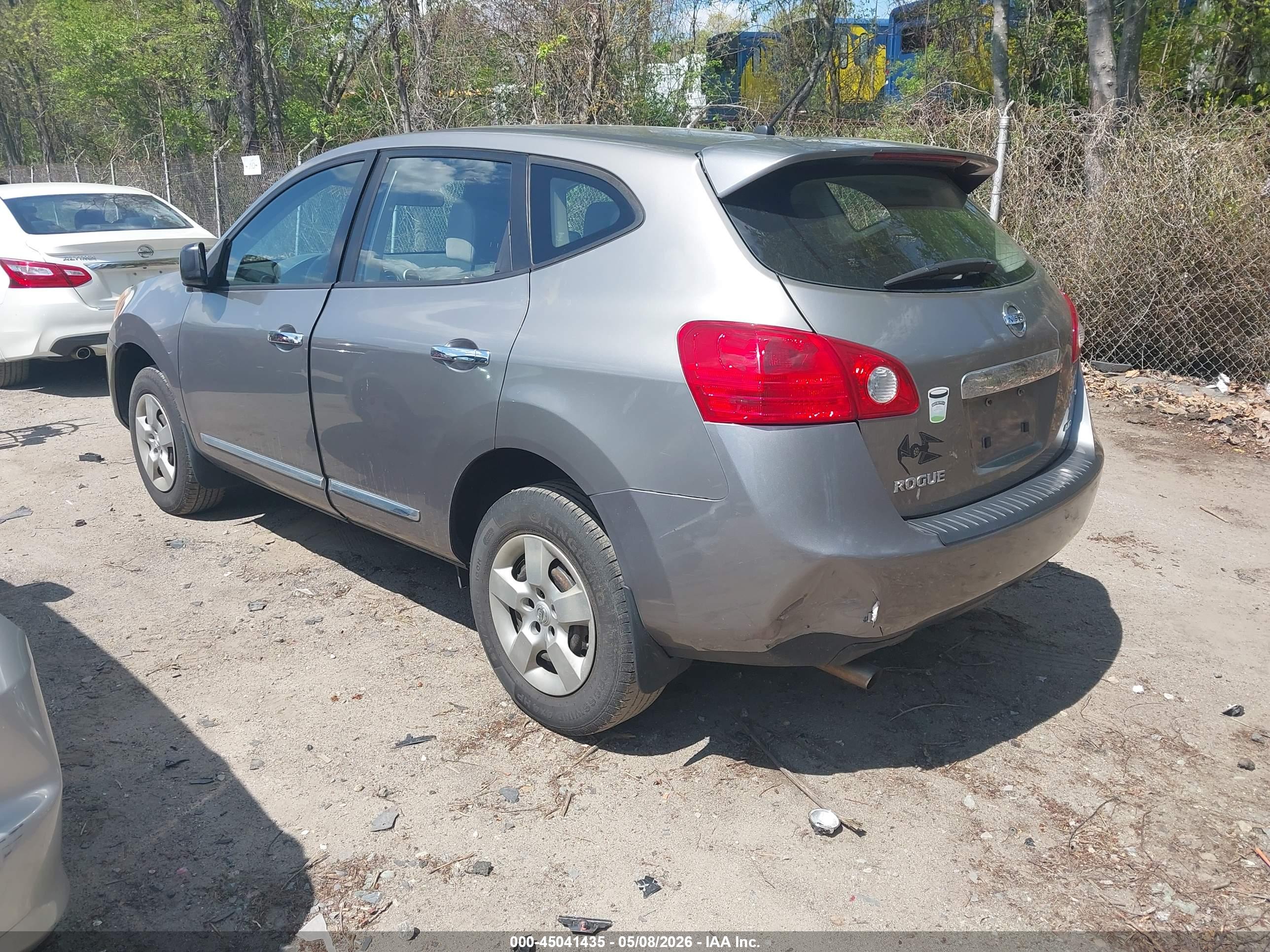 NISSAN ROGUE image 3