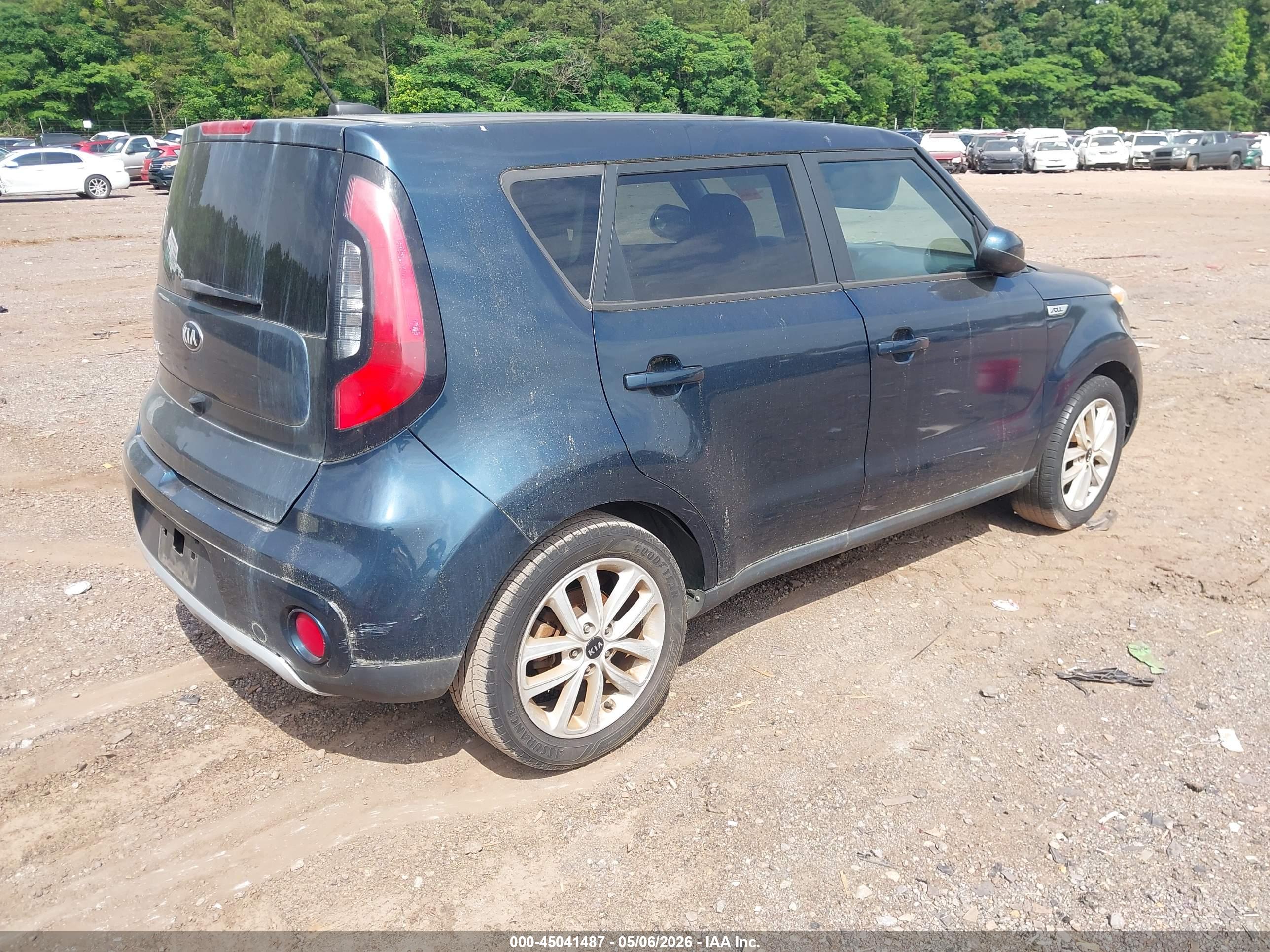 KIA SOUL image 4