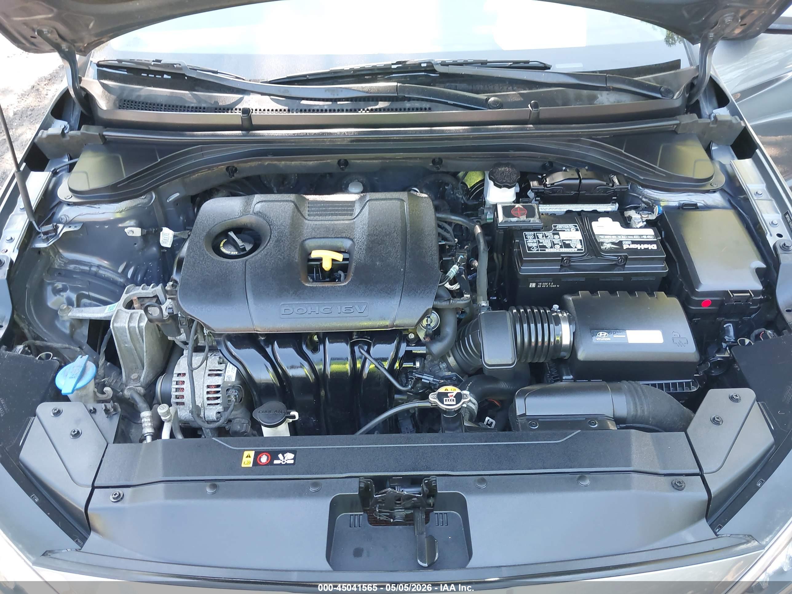 HYUNDAI ELANTRA image 10