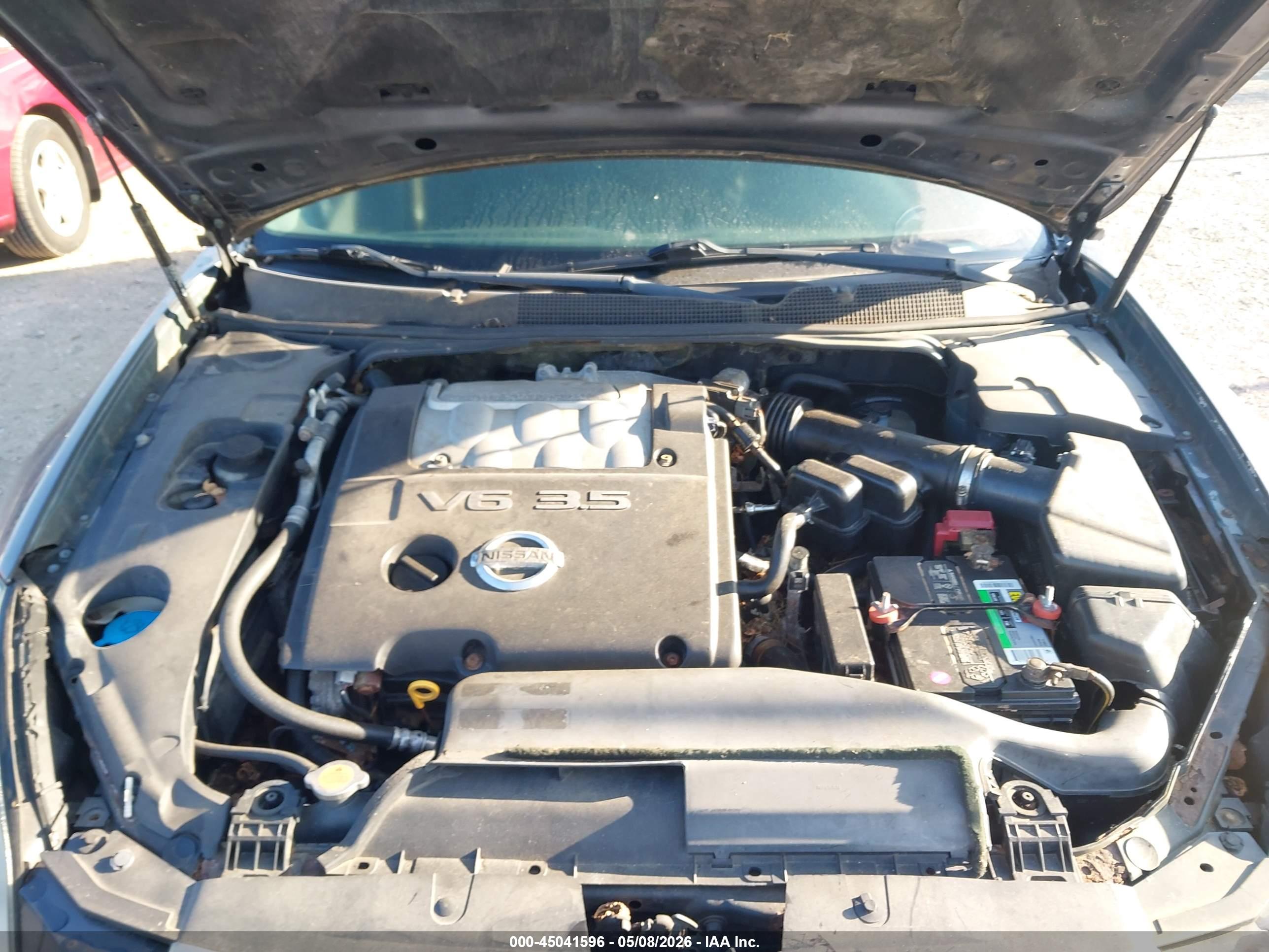 NISSAN MAXIMA image 10