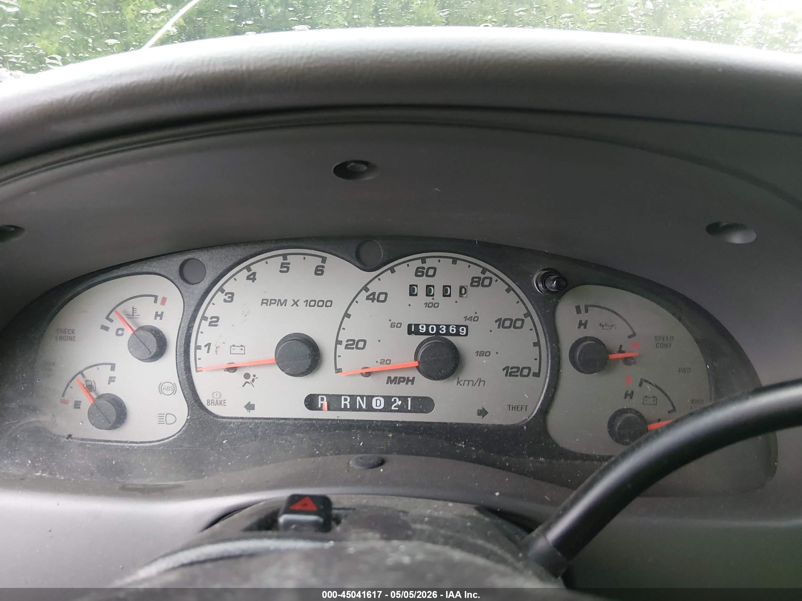 FORD RANGER image 7