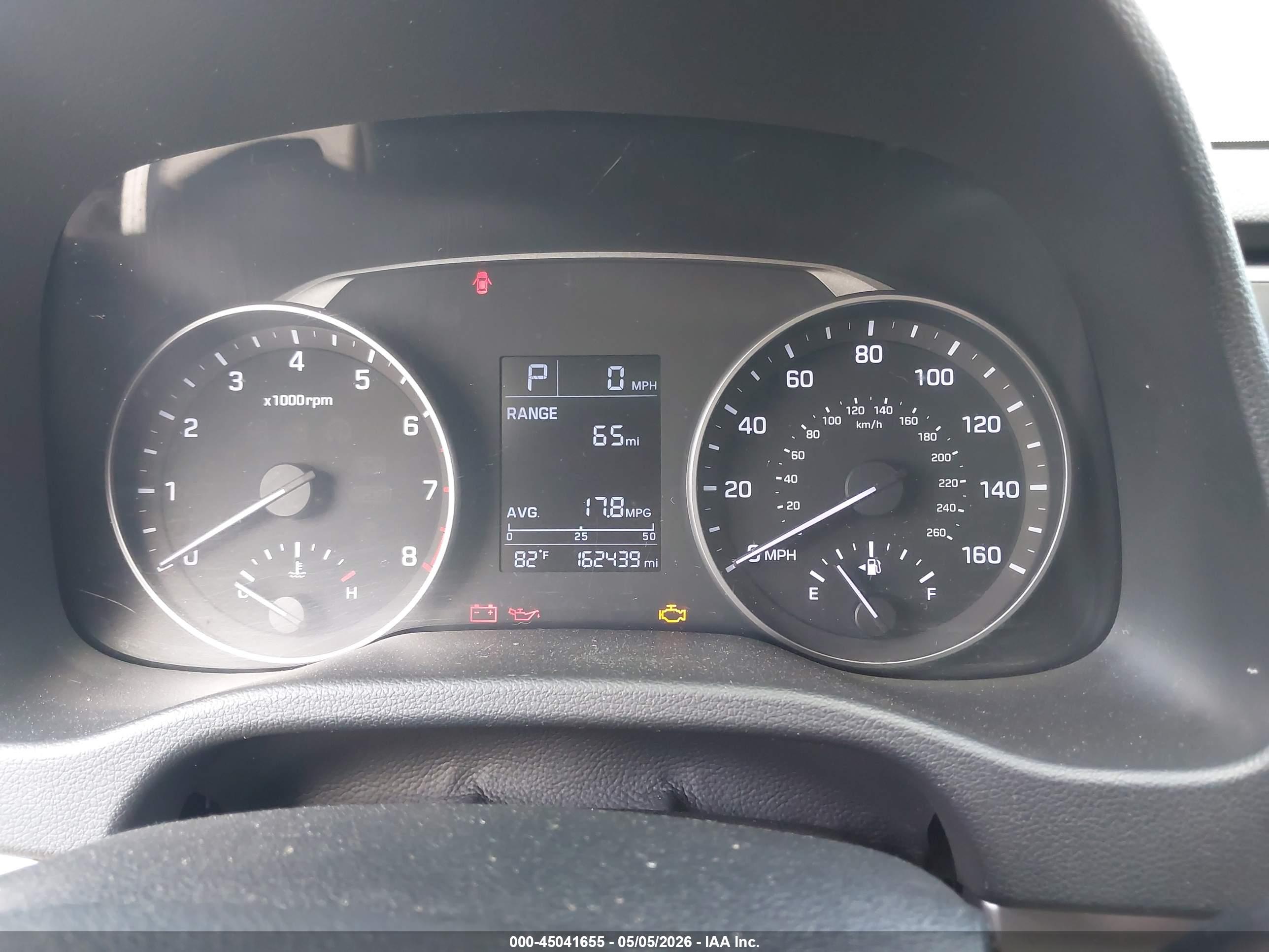 HYUNDAI ELANTRA image 7