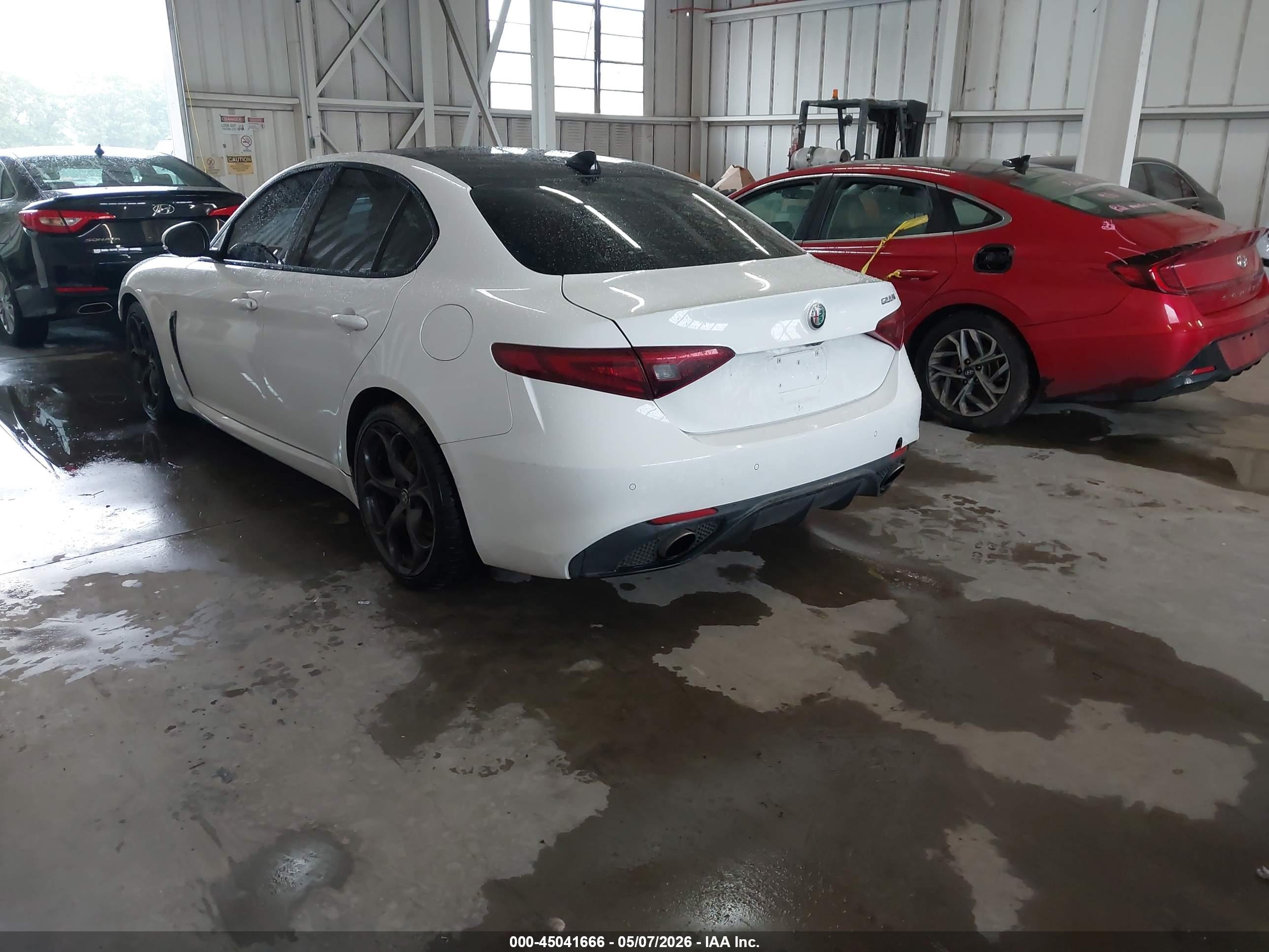 ALFA ROMEO image 3