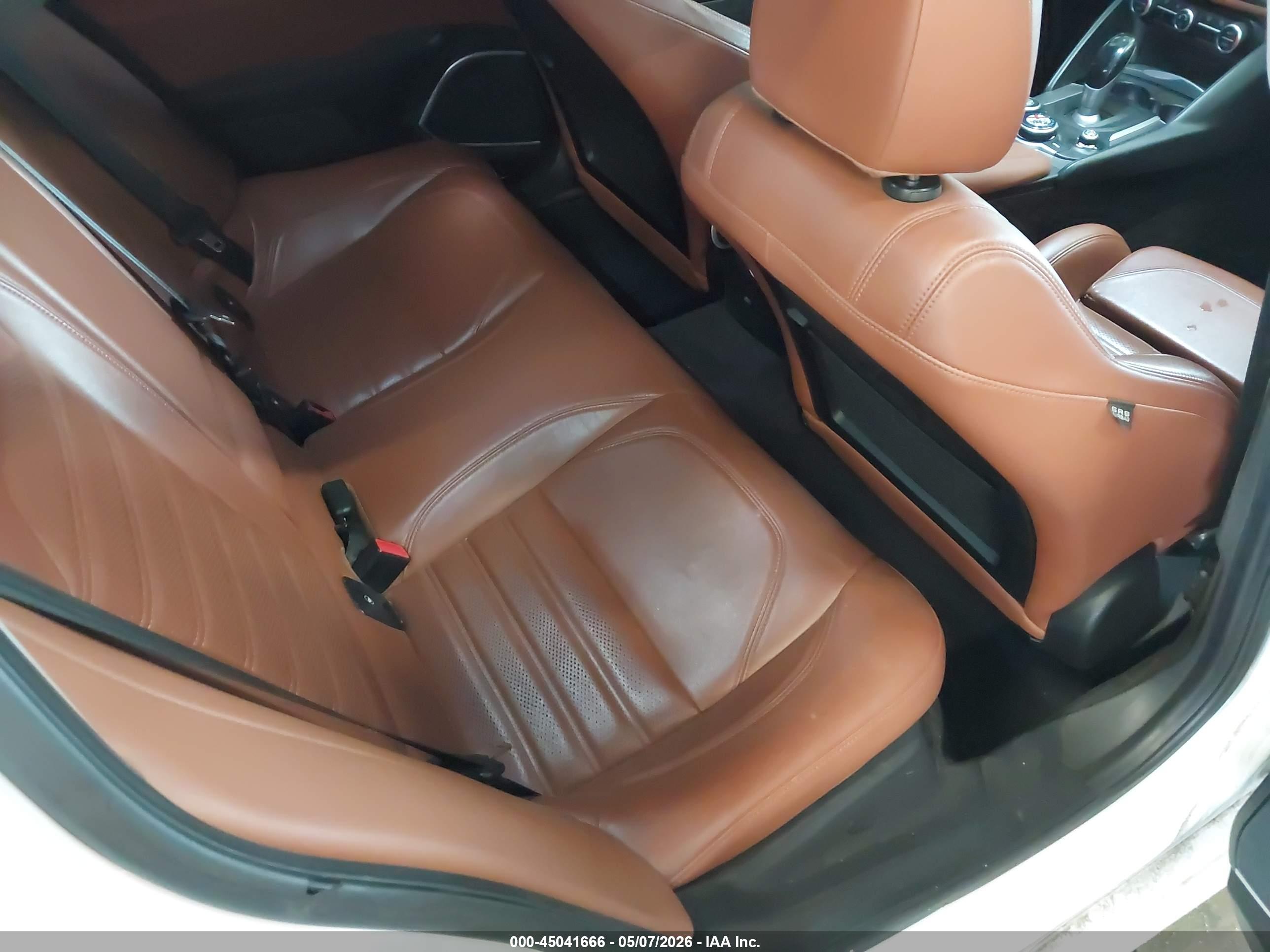 ALFA ROMEO image 8