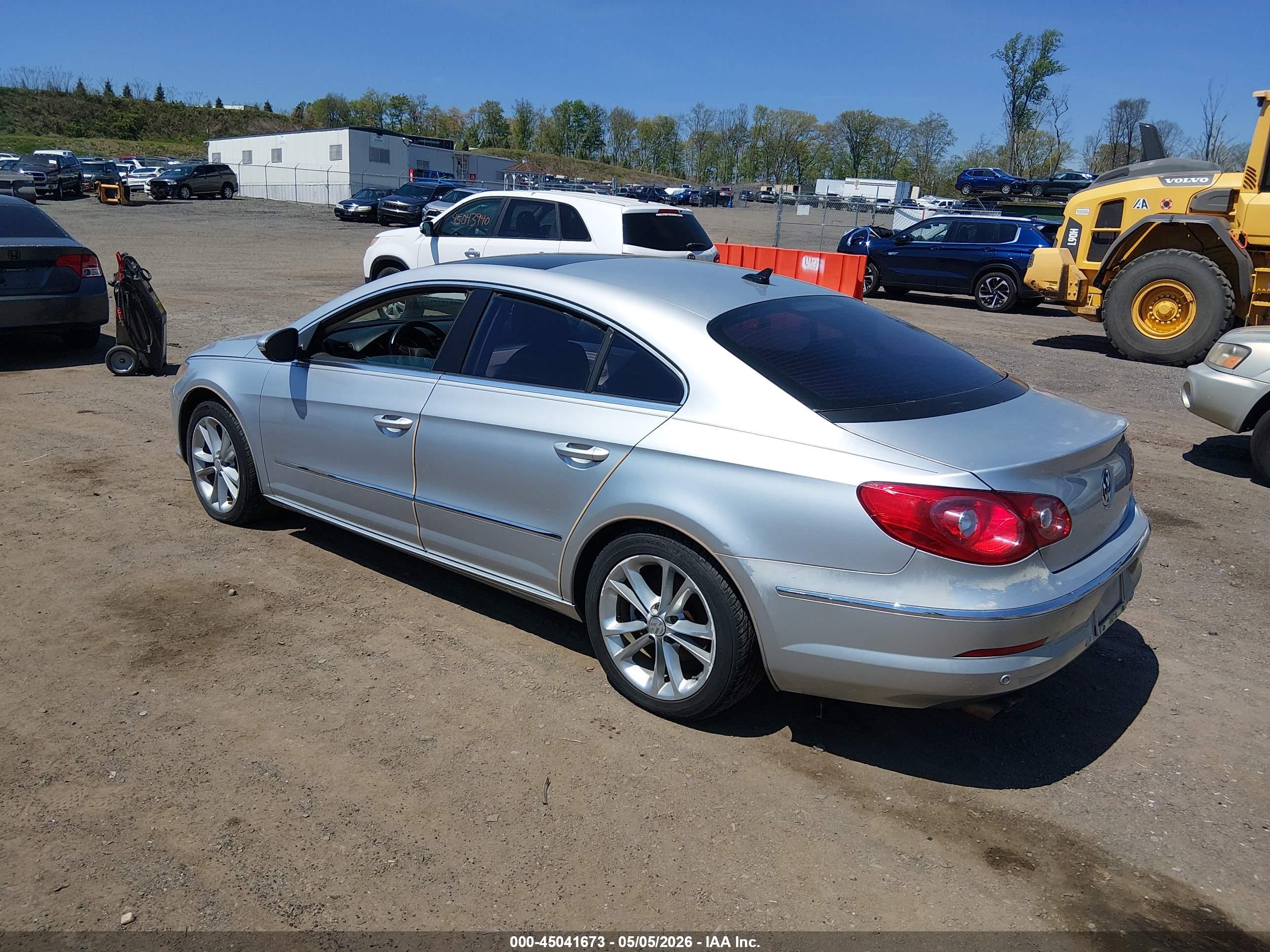 VOLKSWAGEN CC image 3