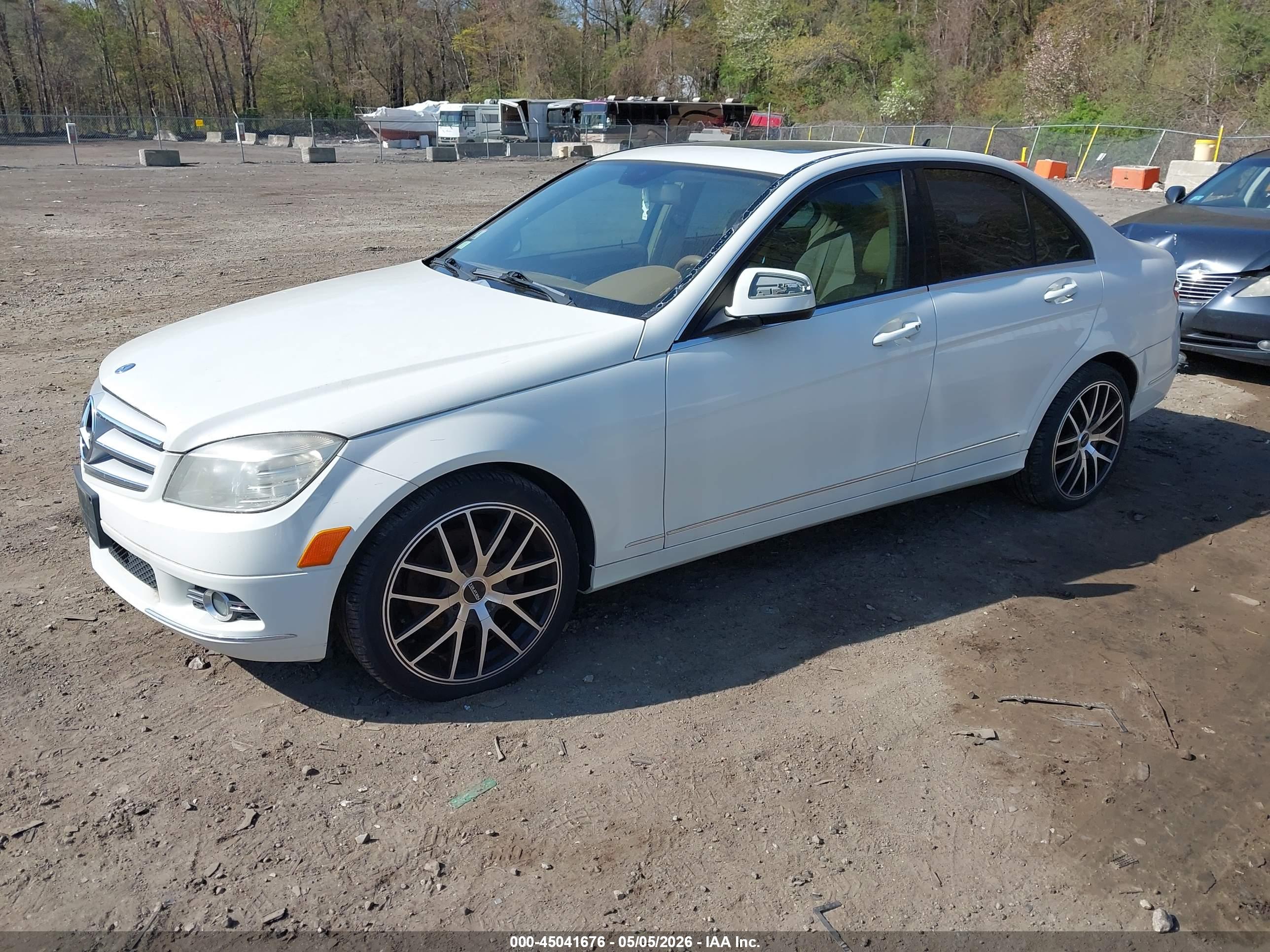 MERCEDES-BENZ C image 2