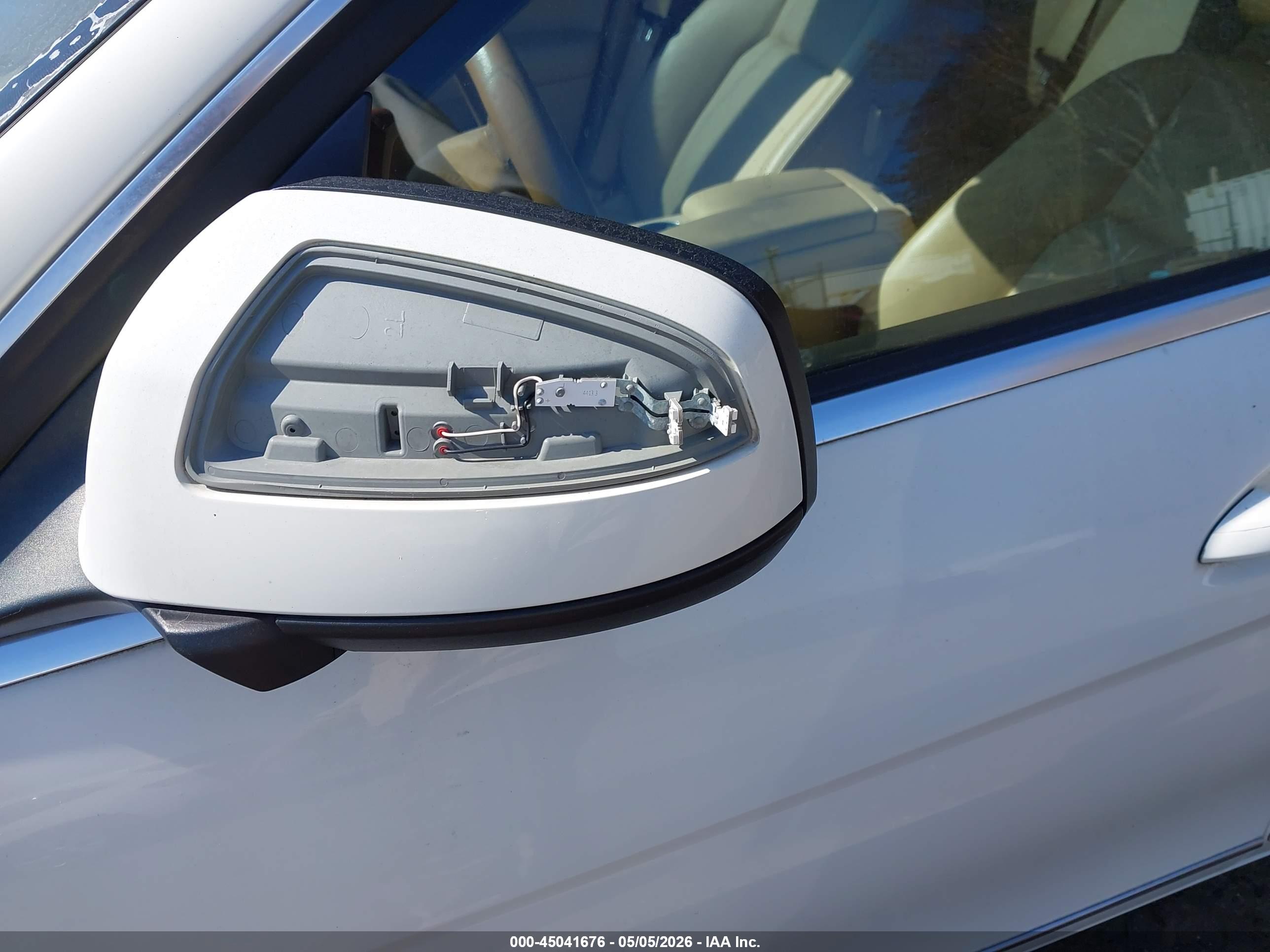 MERCEDES-BENZ C image 6