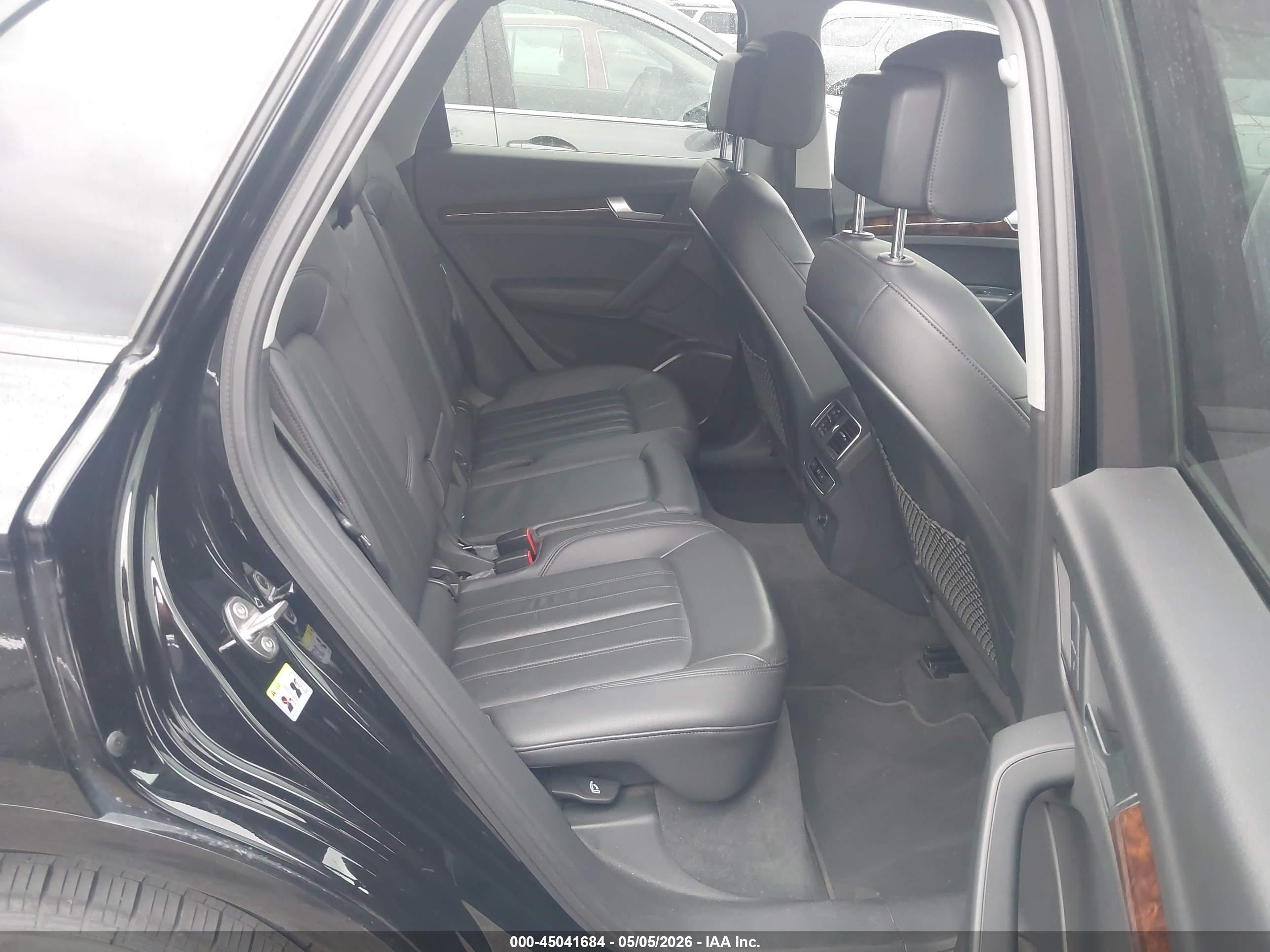 AUDI Q5 image 8