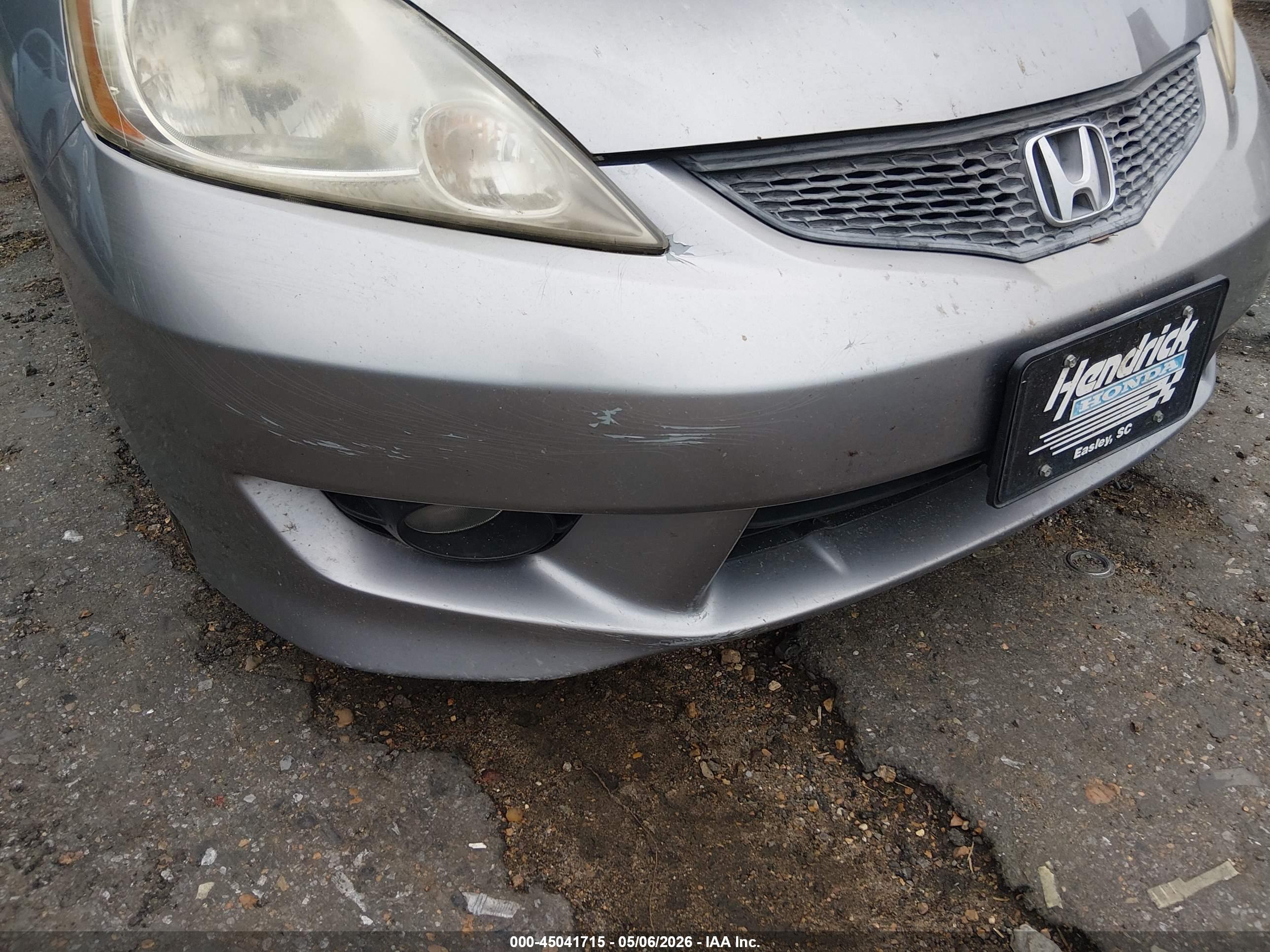 HONDA FIT image 6