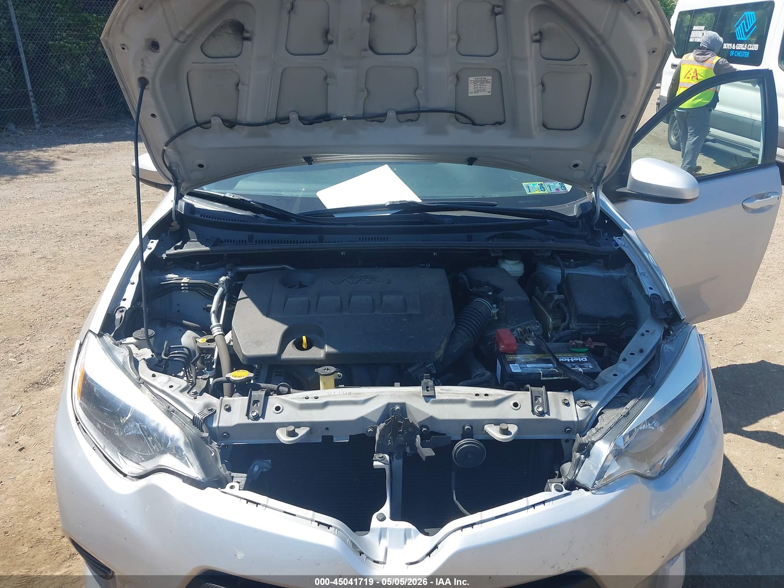 TOYOTA COROLLA image 10