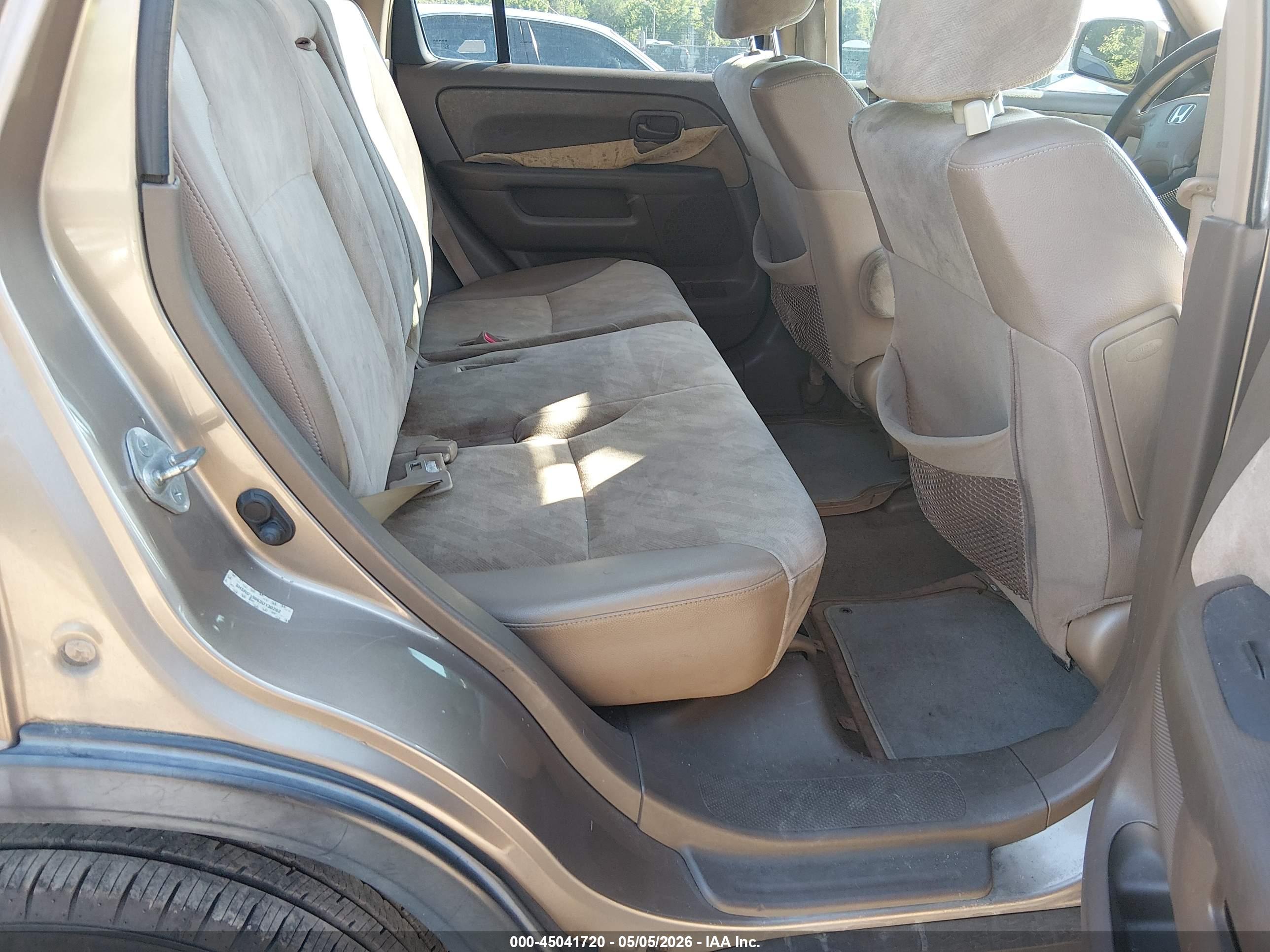 HONDA CR-V image 8