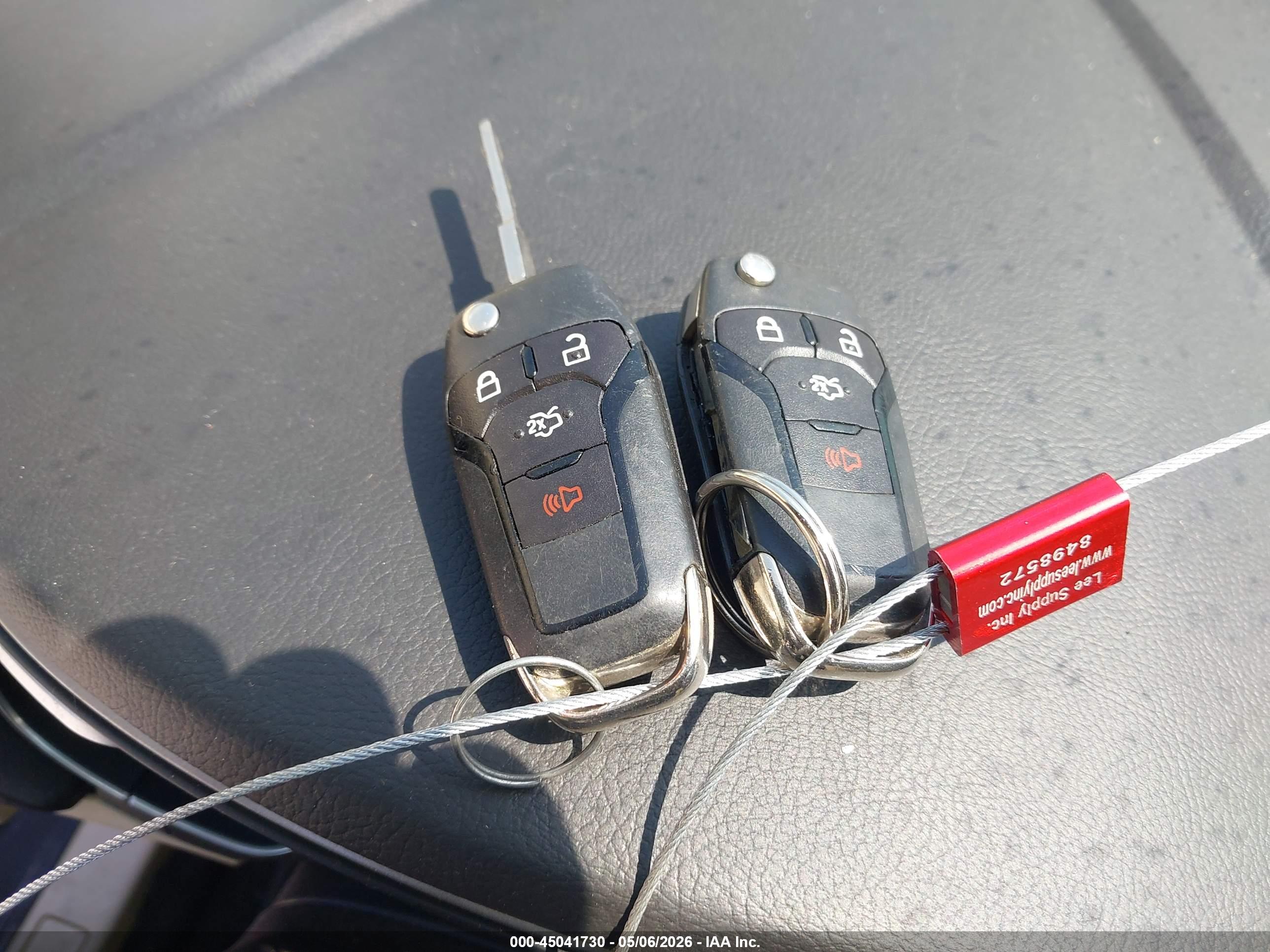 FORD FUSION image 11