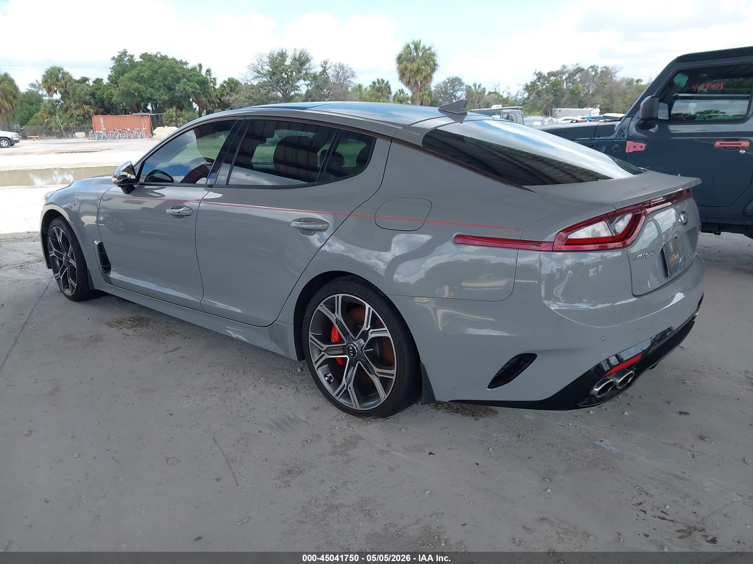 KIA STINGER image 3