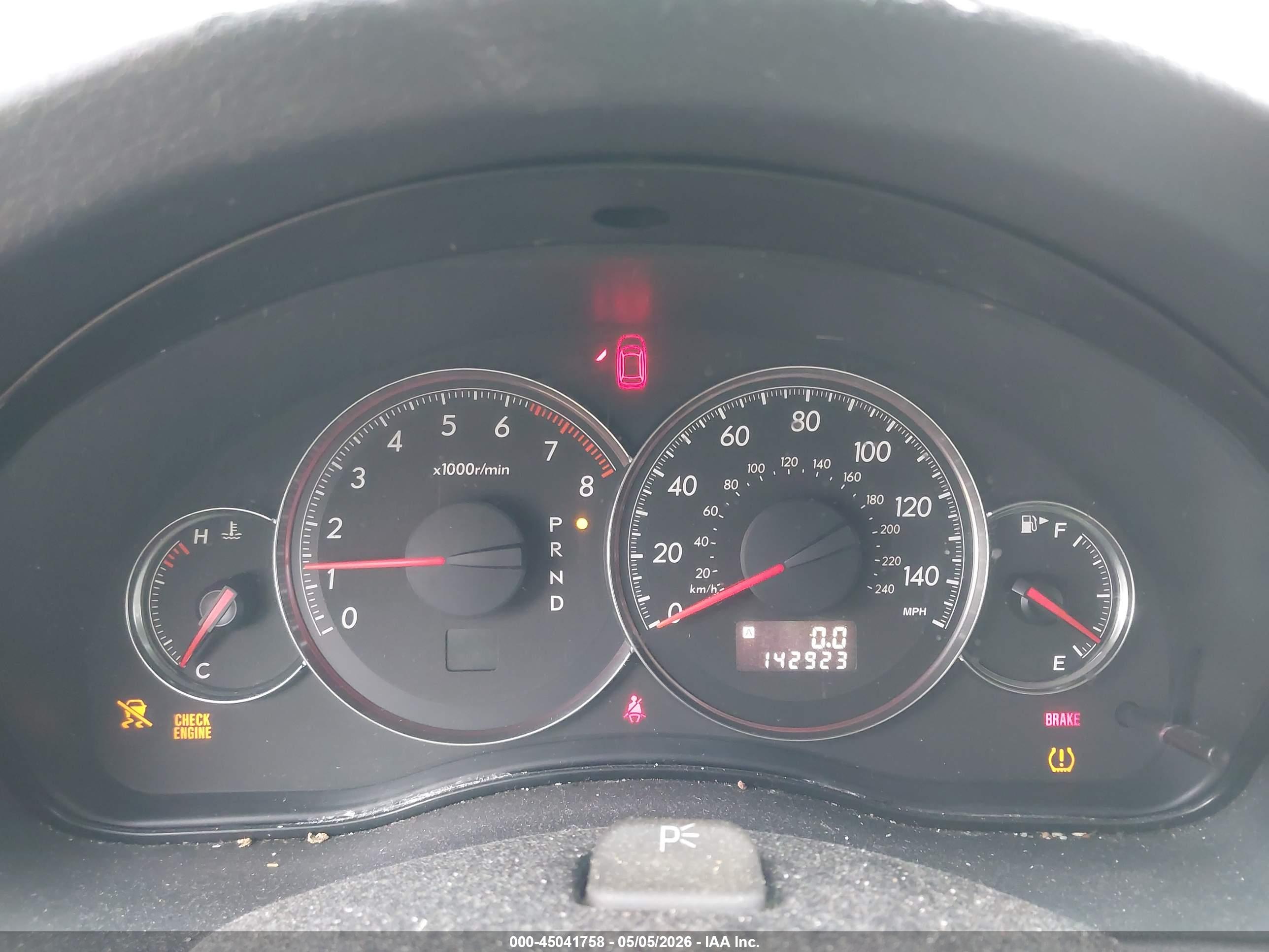 SUBARU OUTBACK image 7