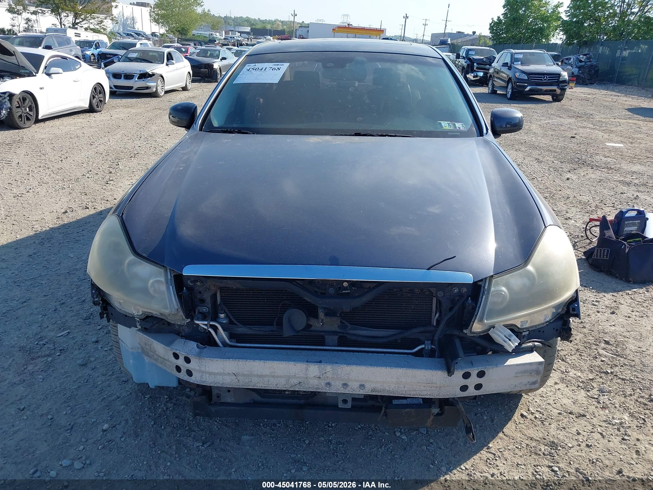 INFINITI M35X image 6