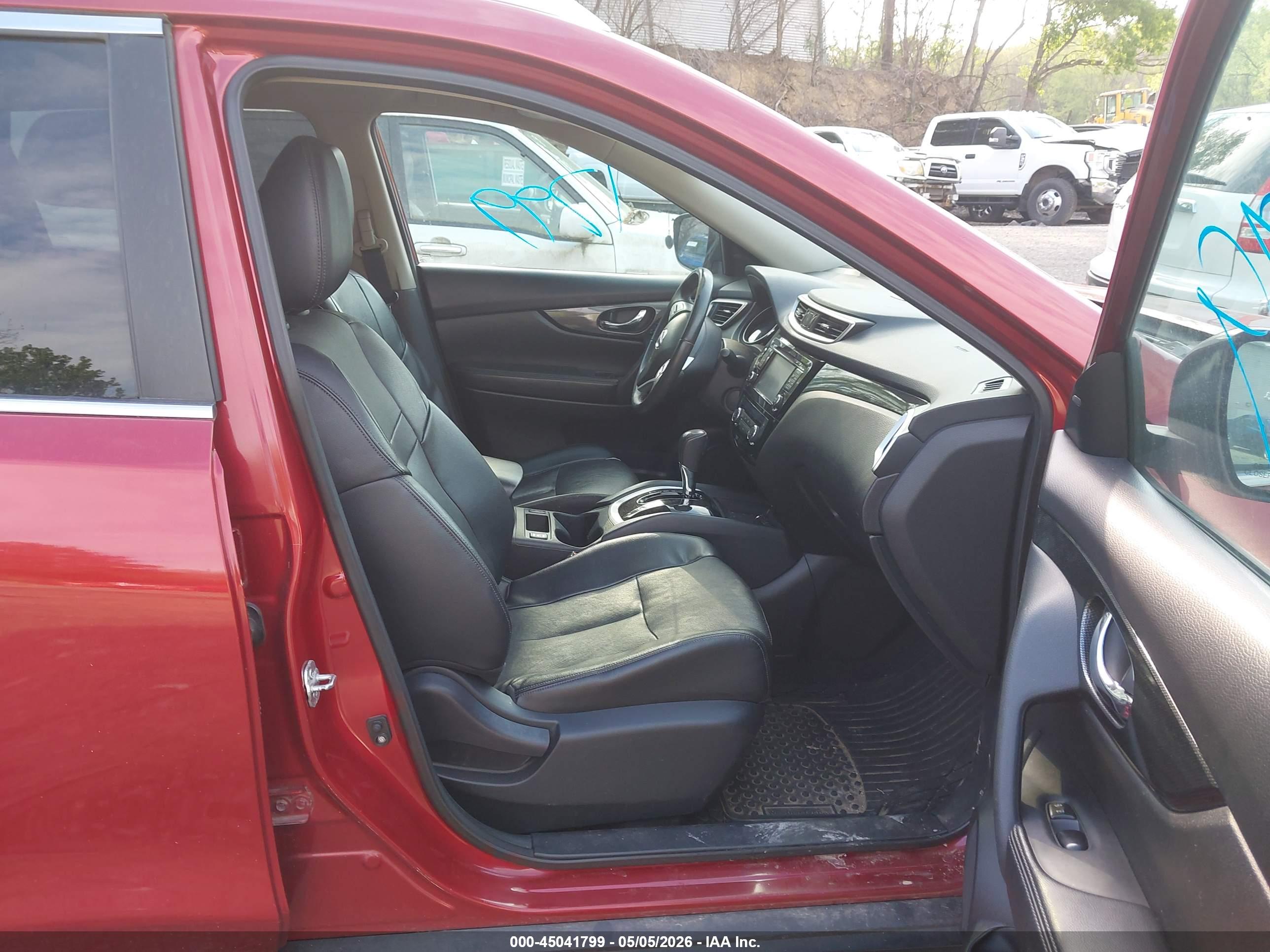 NISSAN ROGUE image 5