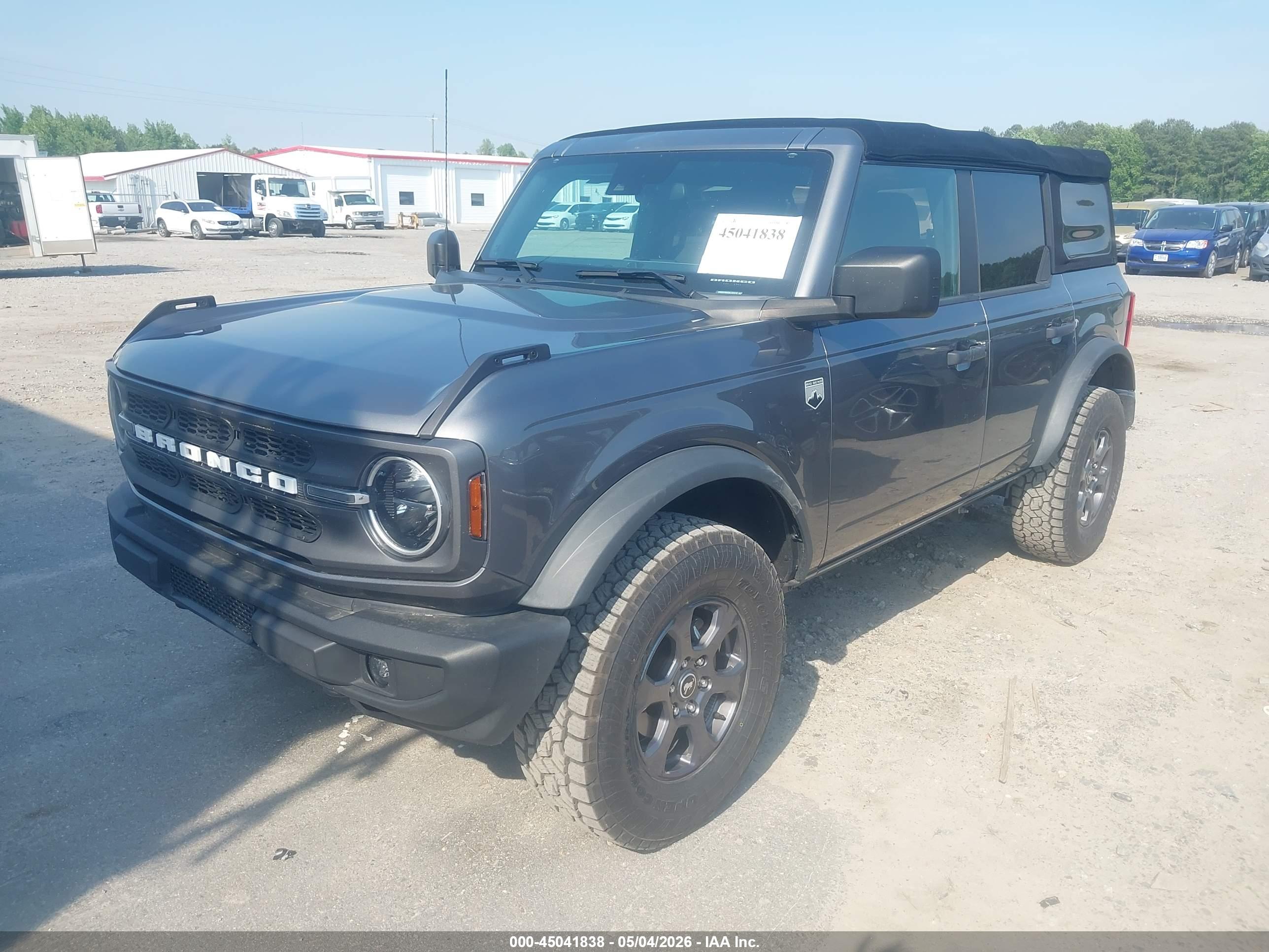 FORD BRONCO image 2