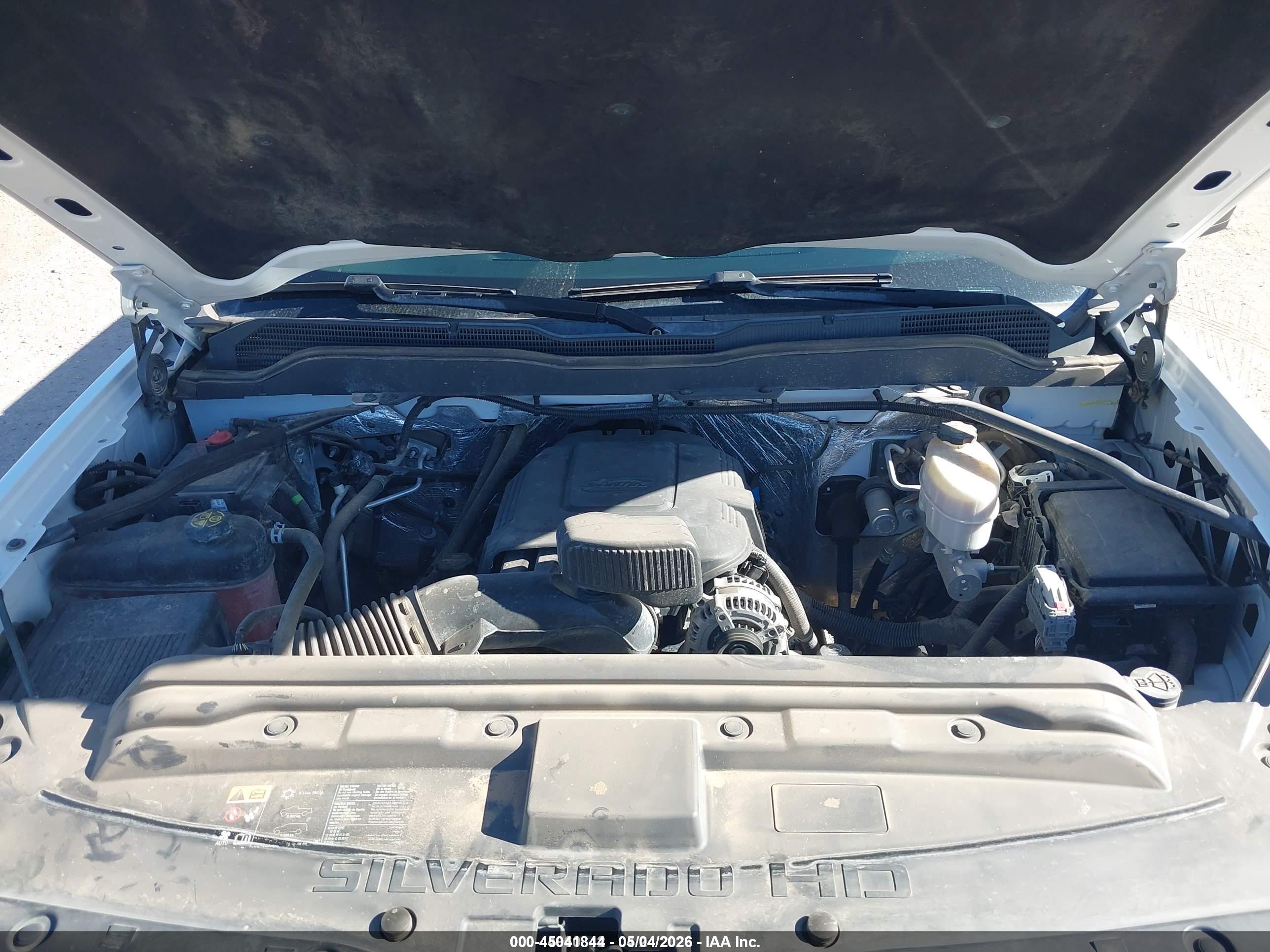 CHEVROLET SILVERADO image 10