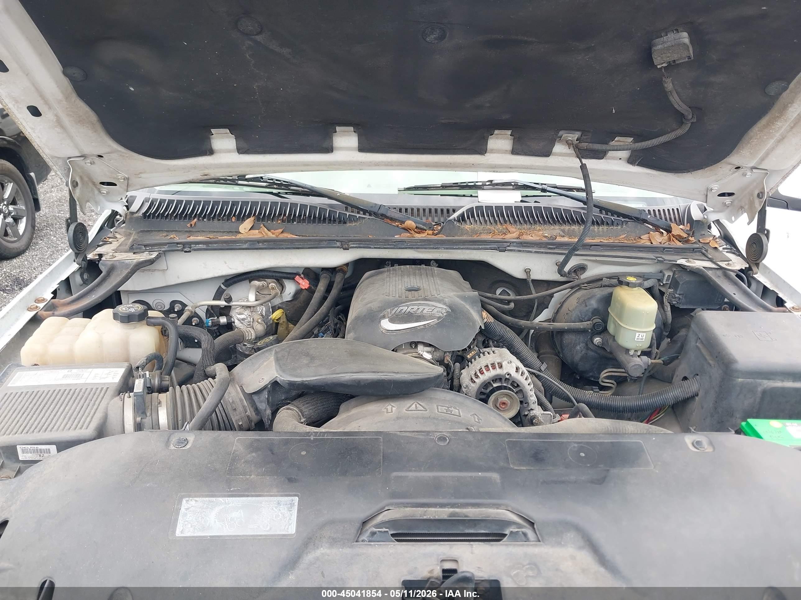 CHEVROLET SILVERADO image 10
