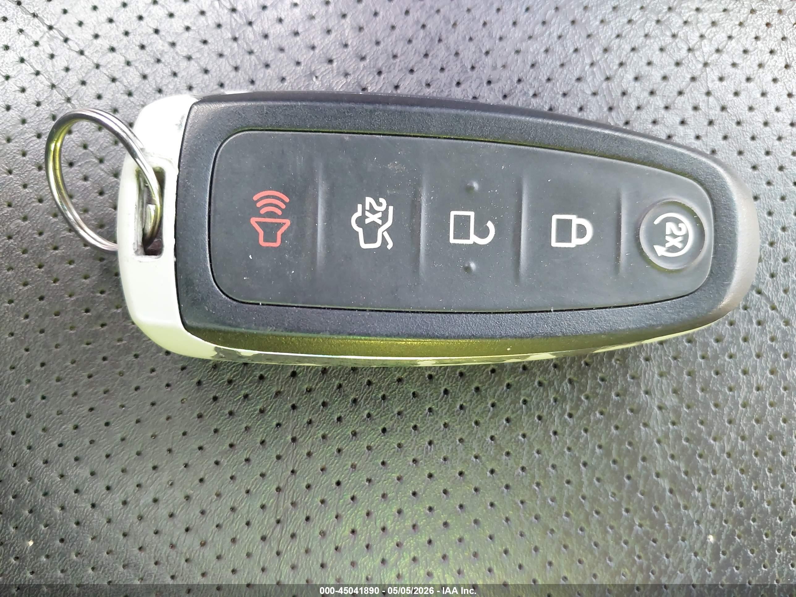 FORD EXPLORER image 11